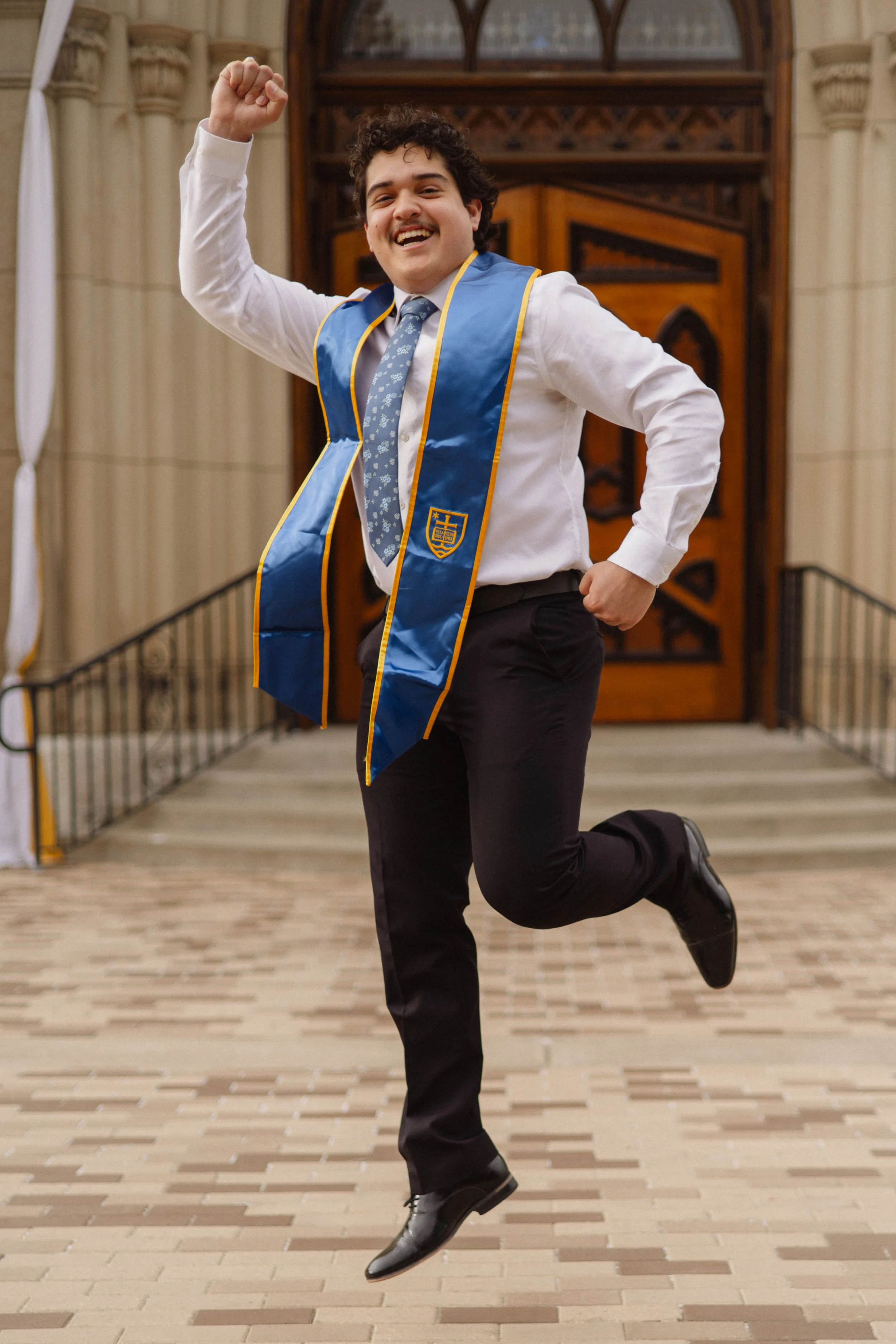 Abe_Grad-43.jpg