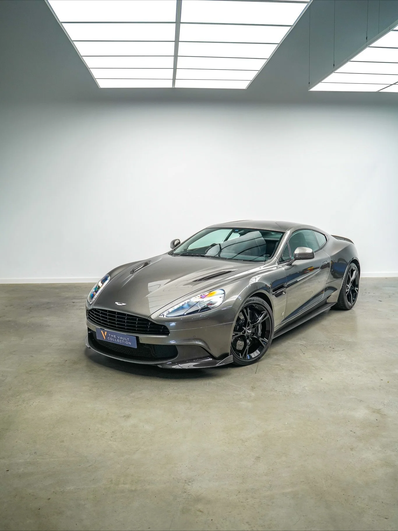 Check out this stunning Aston Martin Vanquish S Finished in Scintilla Silver, this is offered in exceptional condition with just 21000 miles covered from new. 

For more information check out our website by clicking the link in the bio.

#aston #asto