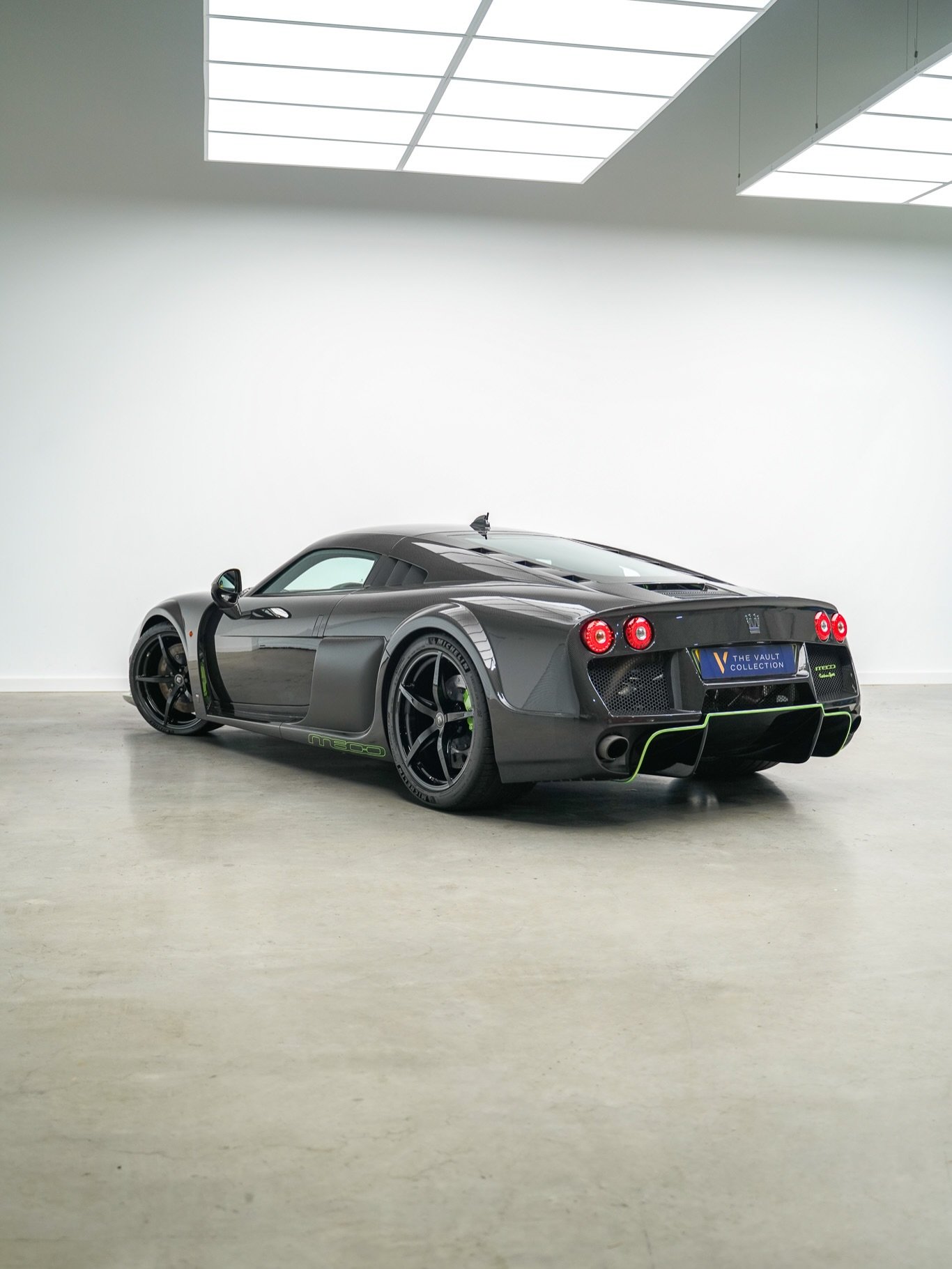 Here at the Vault Collection we happy to offer this 1 of 5 Noble Carbon Sports Worldwide! Full Noble History, fully Exposed Carbon Fibre.

Check out our website with the link in the description for more details 

#noble #m600 #noblem600 #supercar #hy