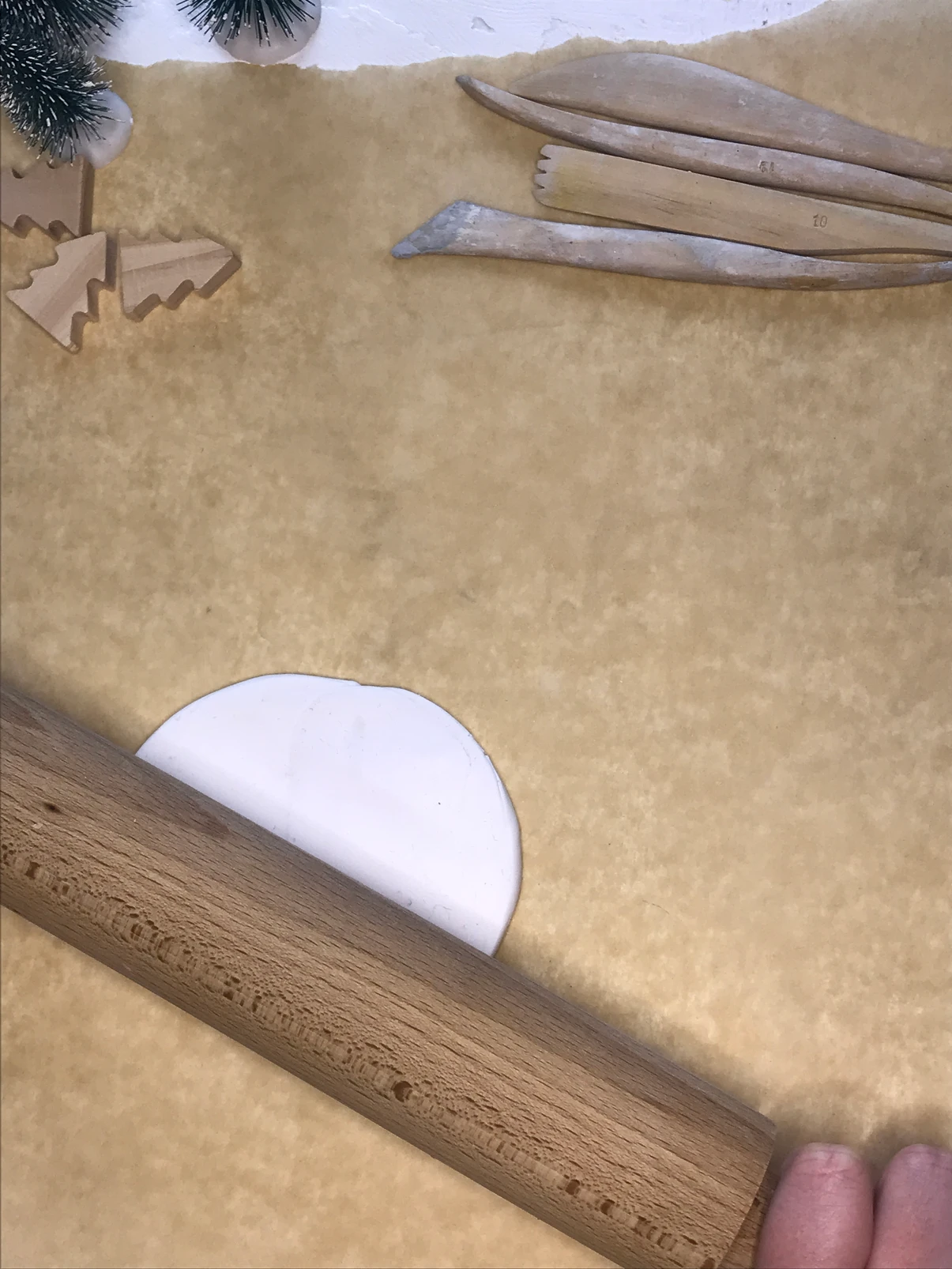 Etape 2 : travailler et étaler pate fimo