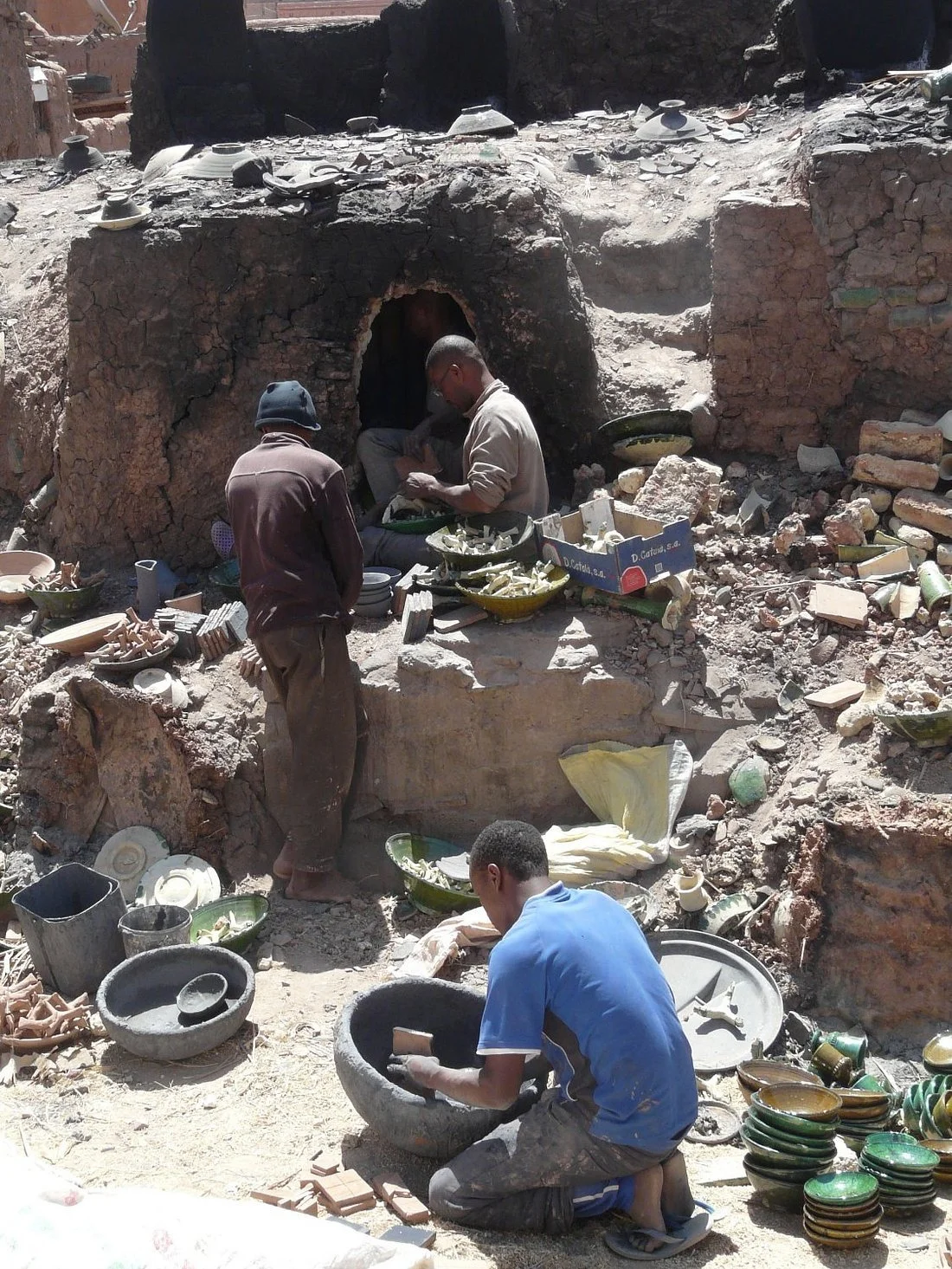 Tamegroute traditional kiln.jpg
