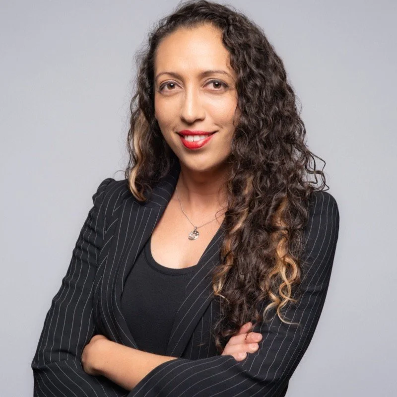 Real Customer Testimonial Photo 2 - Sanja Hendrick In-home full festival