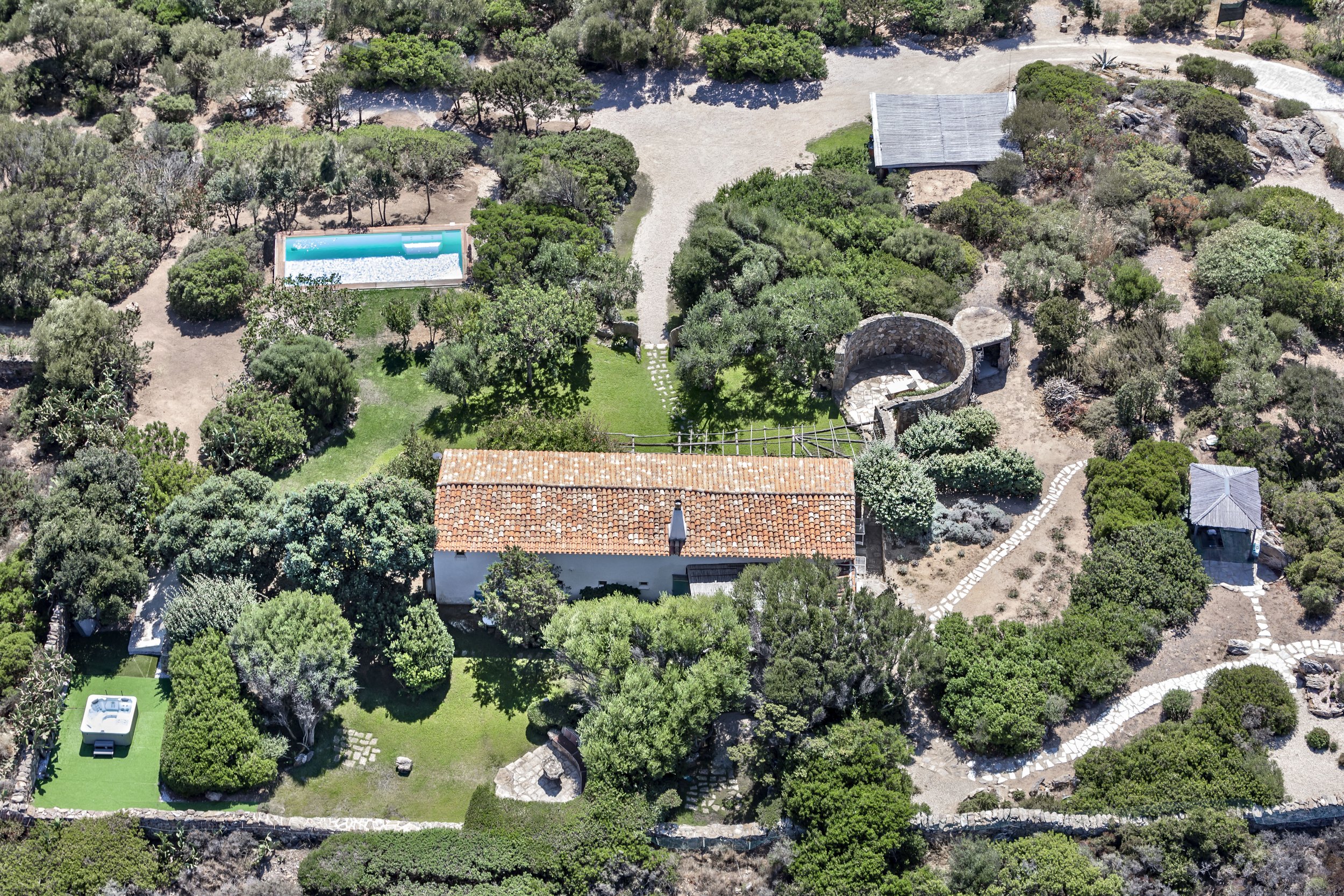 villa for rent in Costa Smeralda with pool and spa