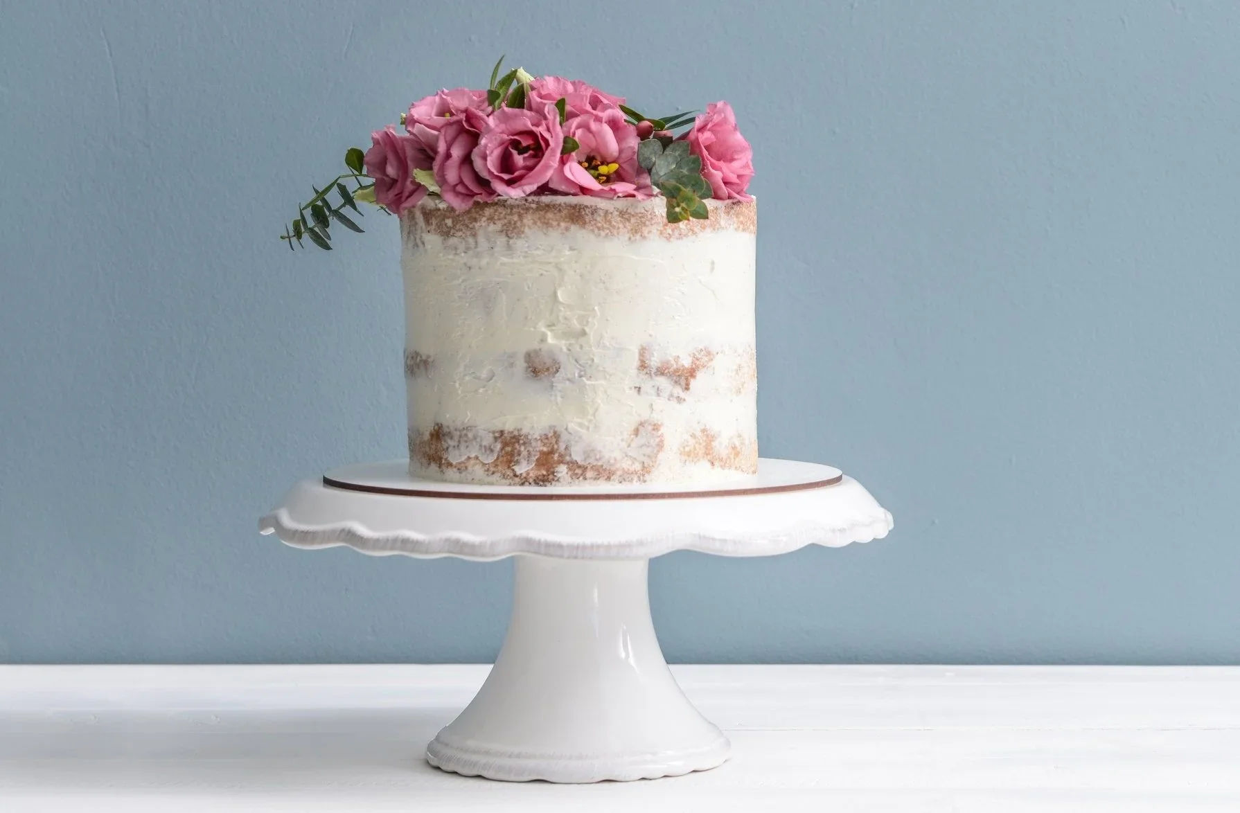 Semi Naked Cake