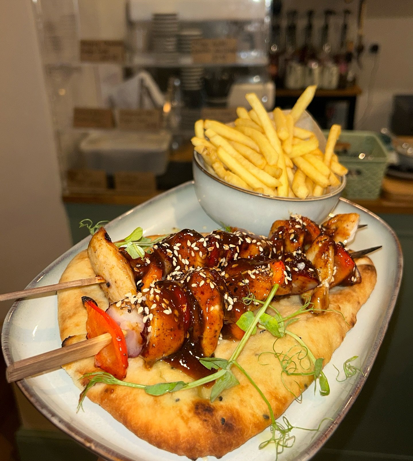 Bringing you our evening menu again this weekend; packed with mouthwatering dishes for the whole family 💚😋

&bull; Korean Glazed Chicken Skewers - served with flatbread, mixed peppers, red onion, toasted sesame seeds, a side of fries &amp; a side o