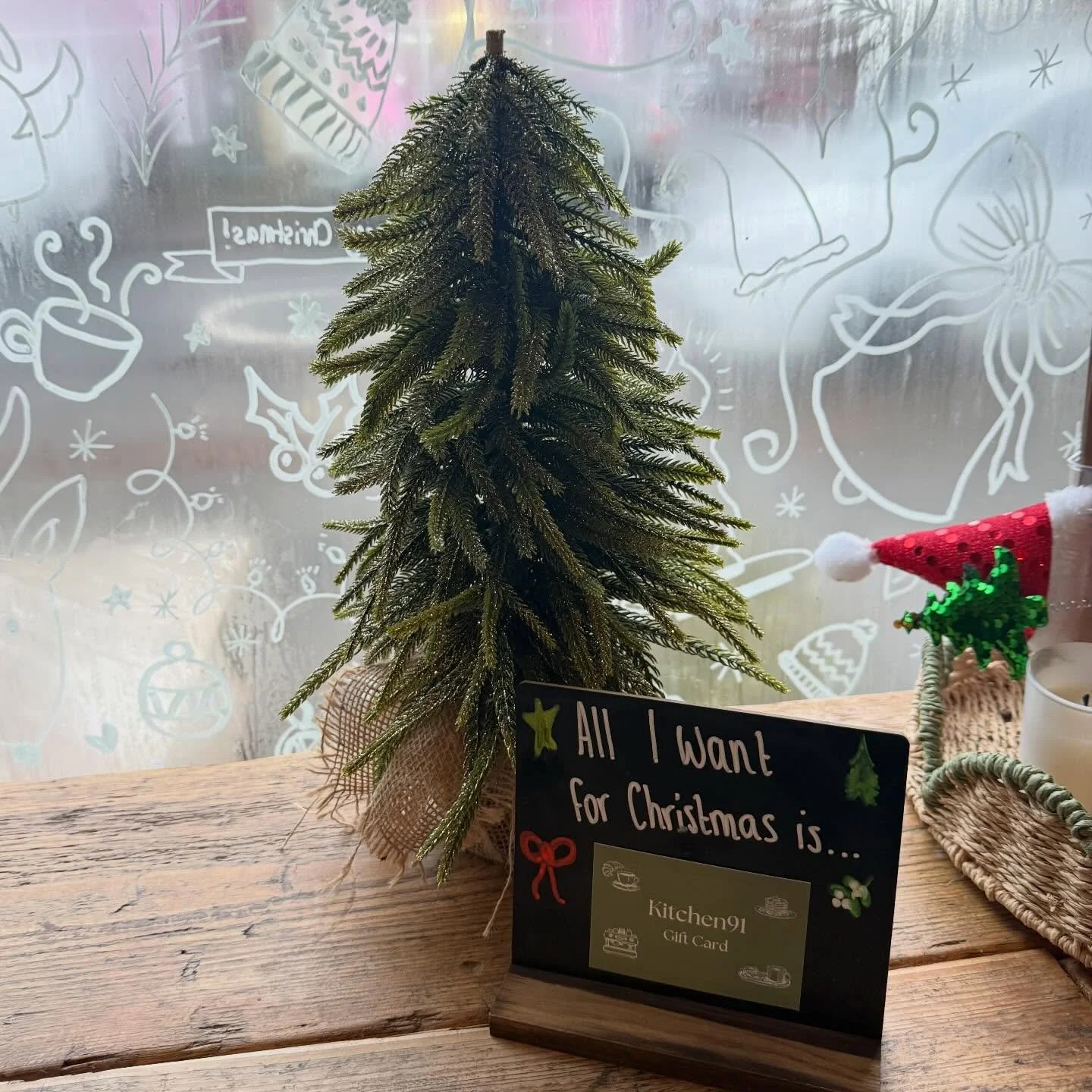 Our gift cards make the perfect present!🎁🎄✨🤍

Treat your friends, family &amp; colleagues☕️🍰🍳🥞

#kitchen91 #newcastlefoodies