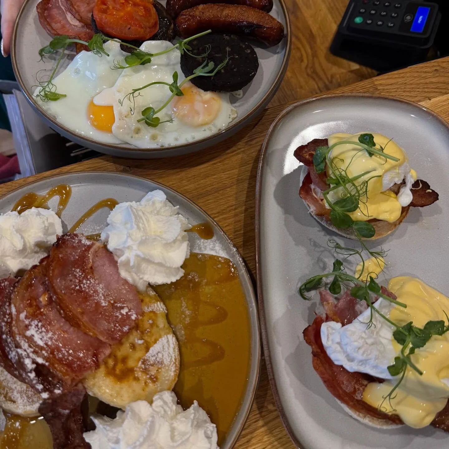 Saturday Mornings @kitchen91monkseaton 🥞🍳🥓🤍

#newcastlefoodies #kitchen91 #breakfast
