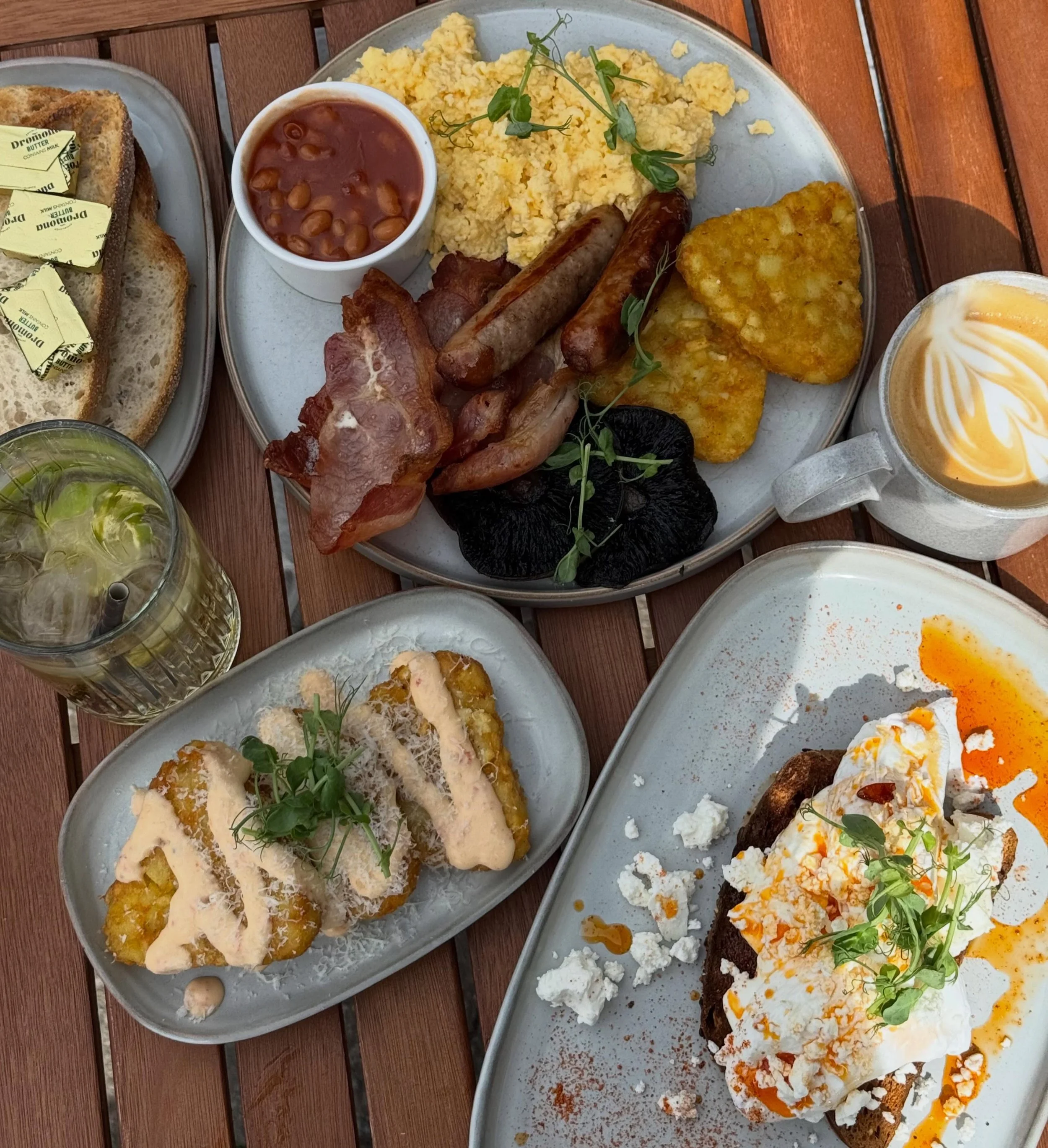 Sunday morning brunch @kitchen91monkseaton 🥓🍳🍄&zwj;🟫🤍 

Served until 12 every day✨ 

#newcastlefoodies #kitchen91 #whitleybay