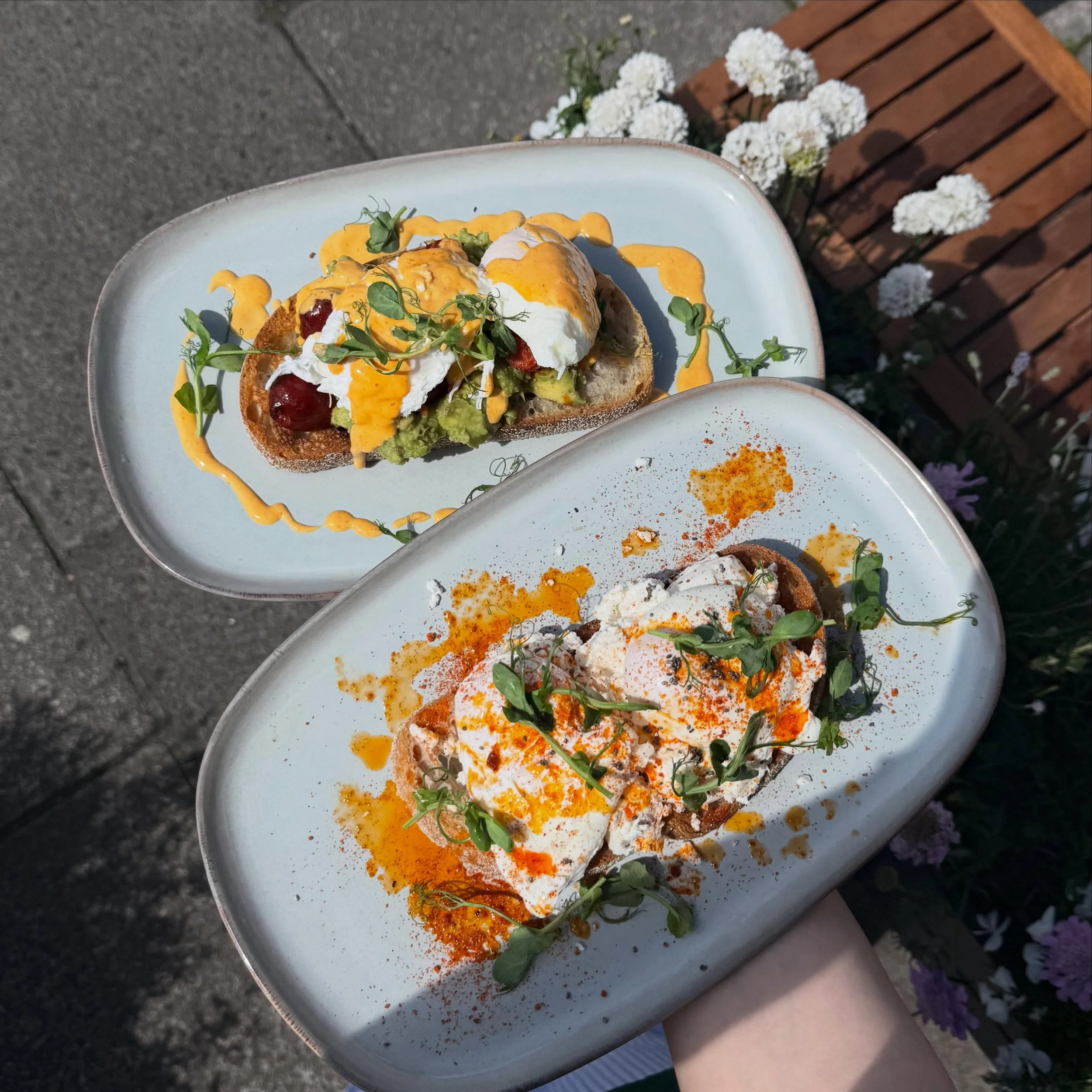 Kitchen91 in the sun☀️☀️☀️ 

We&rsquo;re open our normal hours this bank holiday wekeend✨

#newcastlefoodies #kitchen91 #whitleybay
