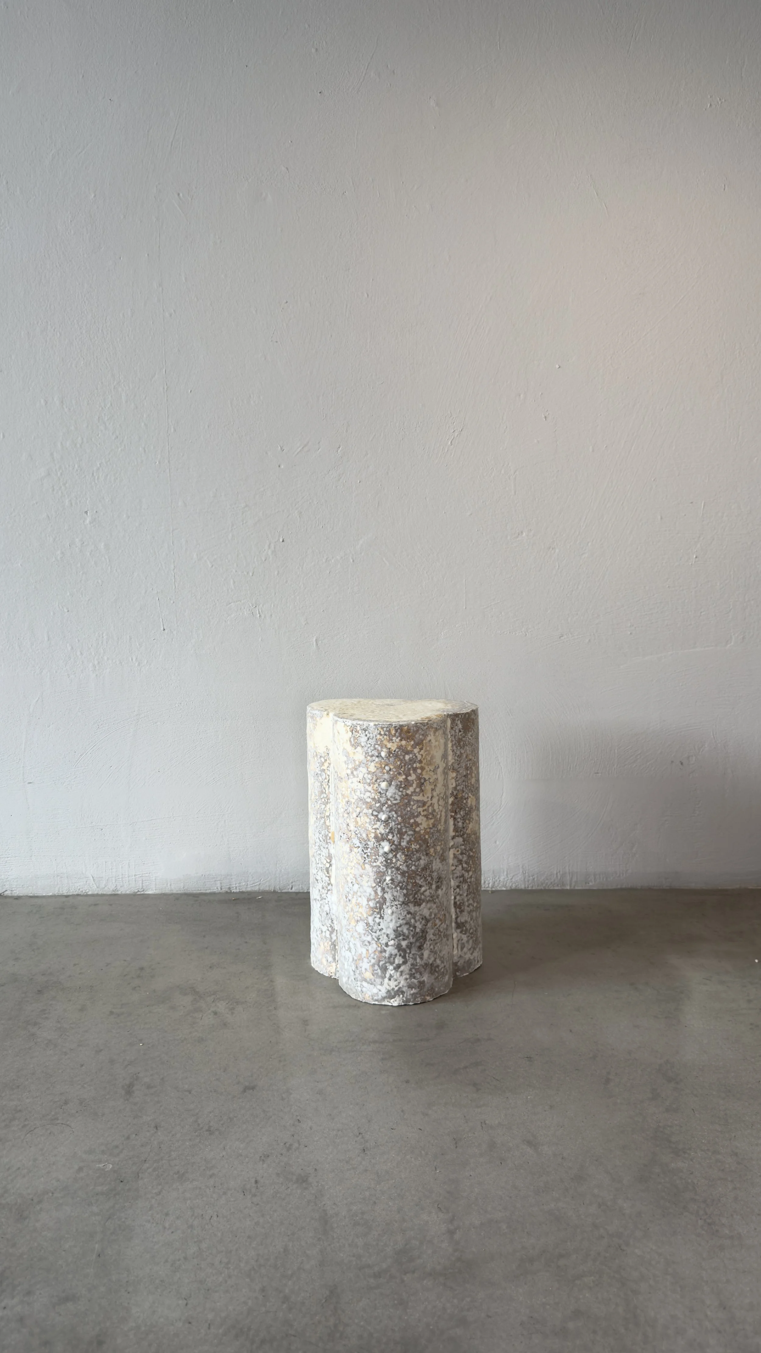 STOOL 3 — RUND Biomodular Design Seitenansicht.jpg