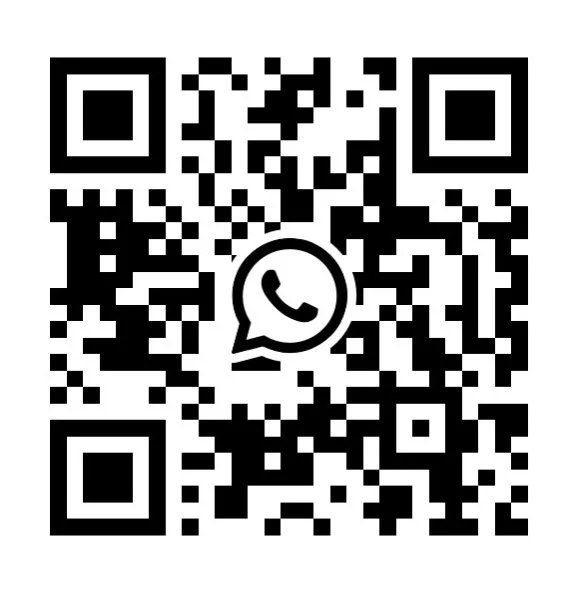 QR code with WhatsApp logo in the center.