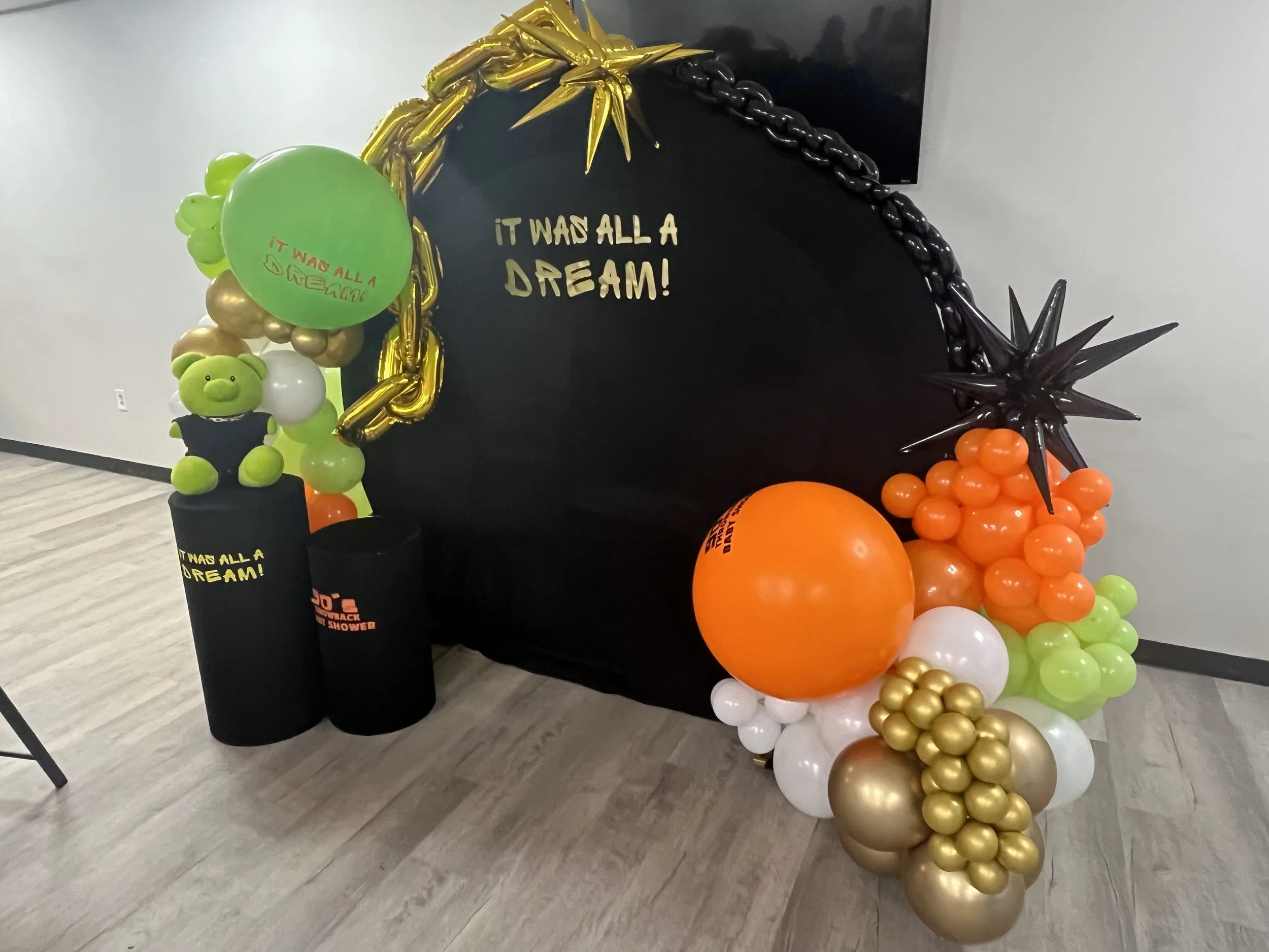 Baby Shower 90s.2.jpg