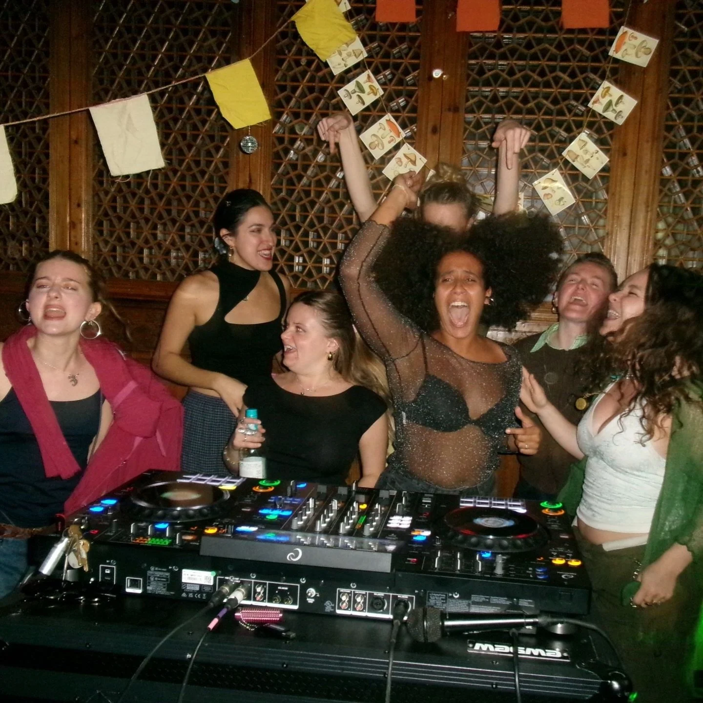 some 2025 faves that didn&rsquo;t make the grid 👁️🧶

p.s. JILLY FROM PHILLY IS BACK Y&rsquo;ALL!