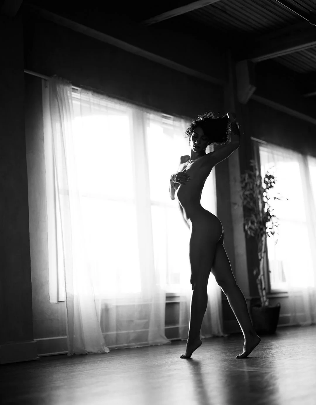 slide left for my Saturday plans 😌 // 📸: @_analoguearchetype 

💥 Upcoming Travel Dates 💥
Vegas/WPPI 📍 March 1-5
ATX 📍March 19-22
DC 📍March 27-29
💥Now booking for local DFW shoots💥