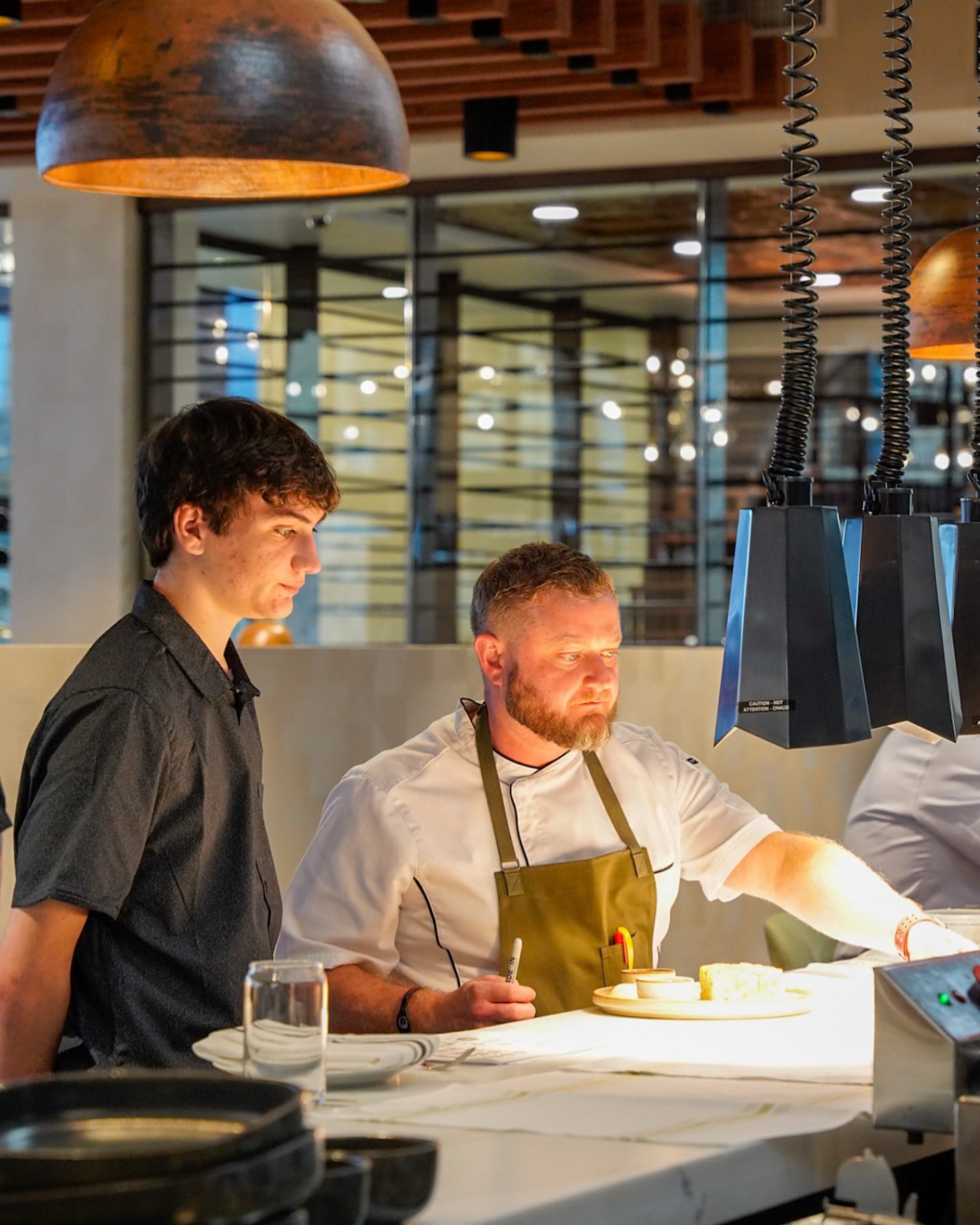 Tavola is hiring! 👨&zwj;🍳 We&rsquo;re looking for passionate culinary professionals to join our BOH team. Now hiring Sous Chef &amp; Line Cook positions. Email your resume to ciao@tavolaitalian.com to apply! 🍽️