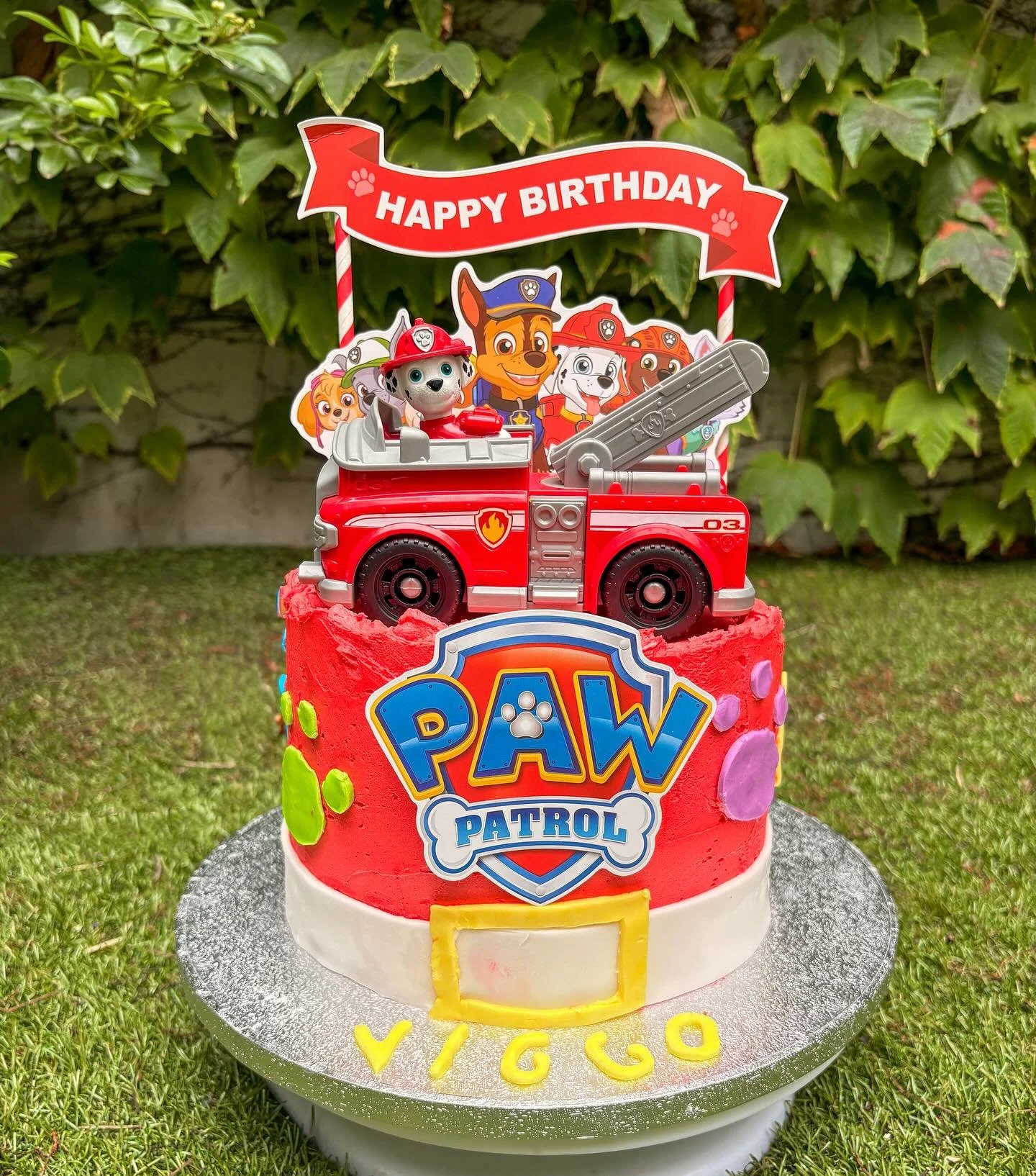 Somehow I&rsquo;m now doing kids cakes and parties and I&rsquo;m obsessed 🤩