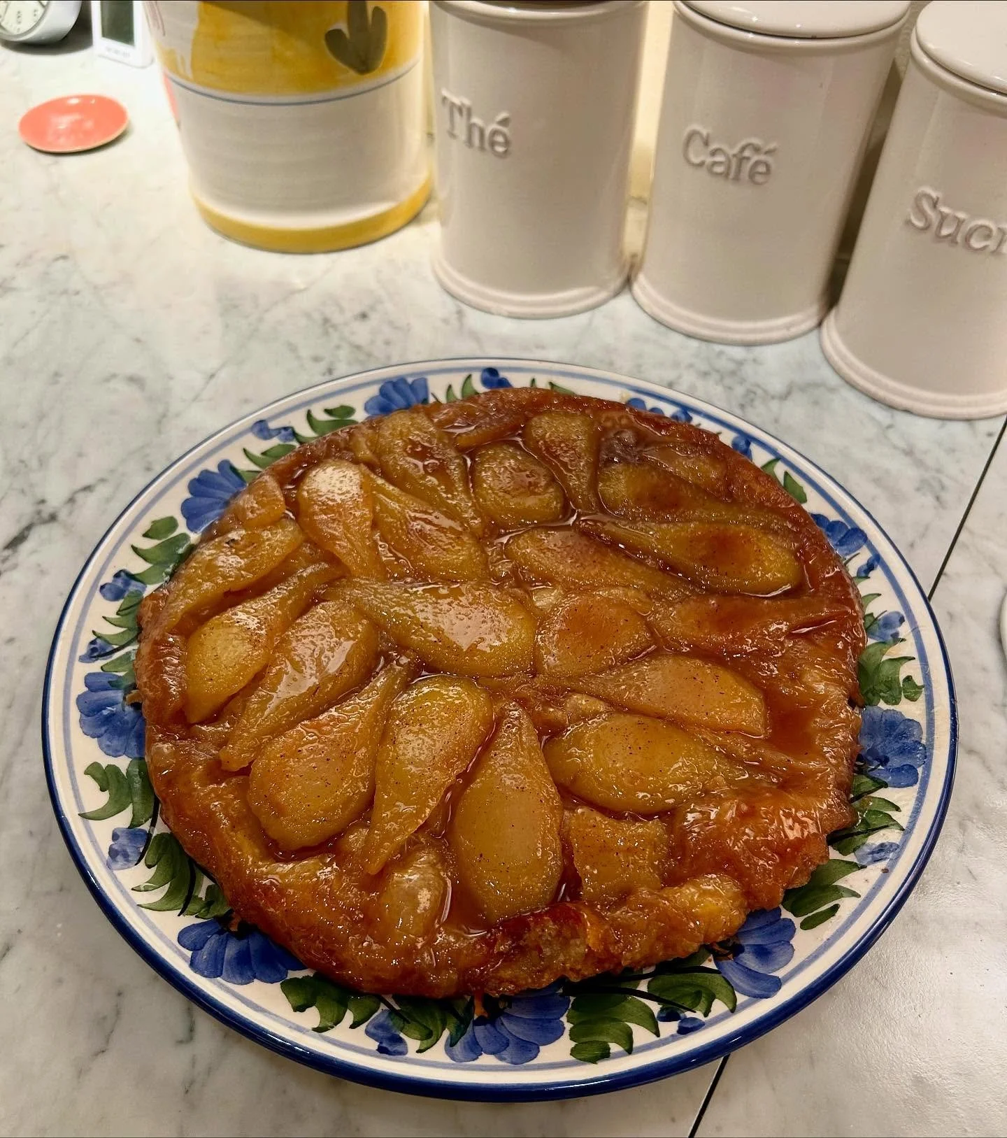 Recent fun stuff I&rsquo;ve made 🤪🐒🥰
~ pear and cinnamon tart tatin
~ ton of cheddar chutney sausage rolls 
~ homemade pork and prawn dumplings 
~ beetroot &amp; dill cured smoked salmon and celeriac remoulade blinis 
~ fennel seed &amp; herb porc