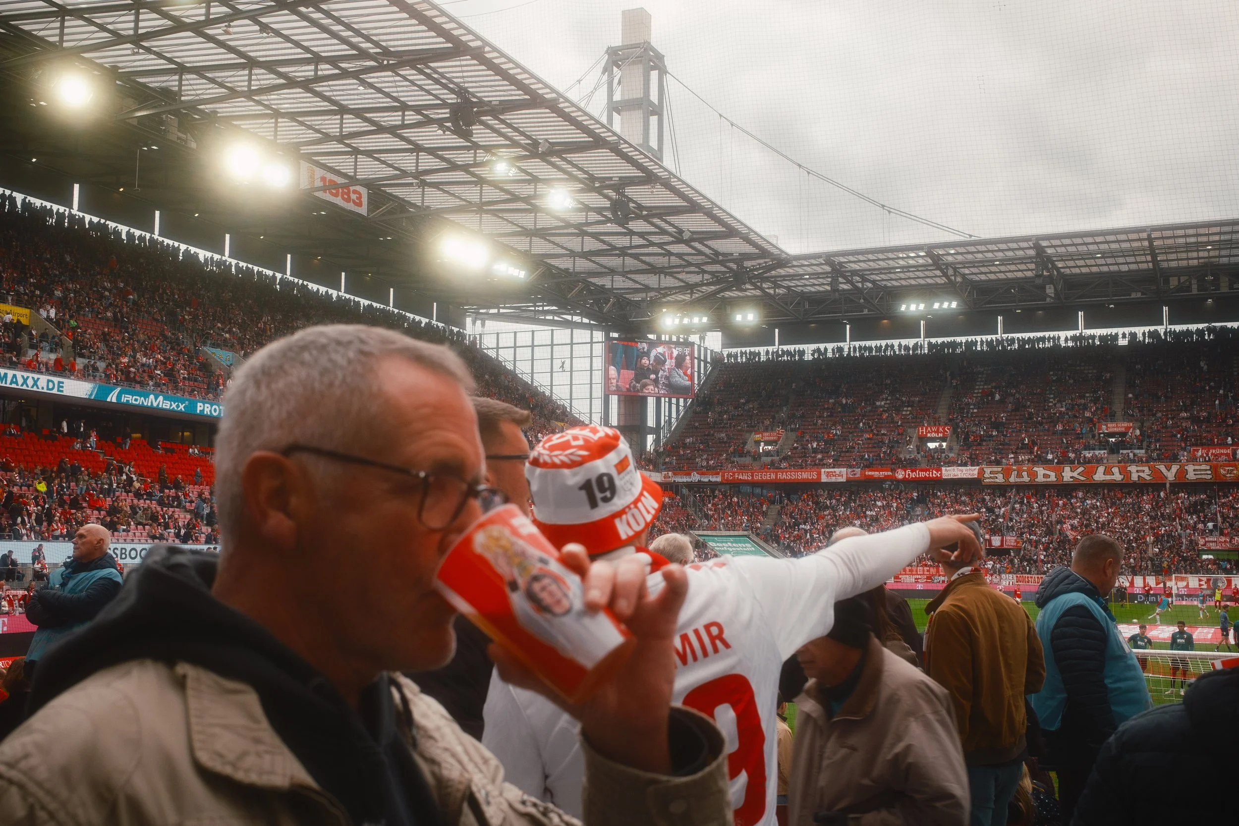 20251018_Jonny-The-Photographer_Fussballkultur_shot-by-Jonny-Mueller_038.jpg