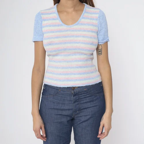 Blusas y Camisetas / Blouses and T-Shirts 30