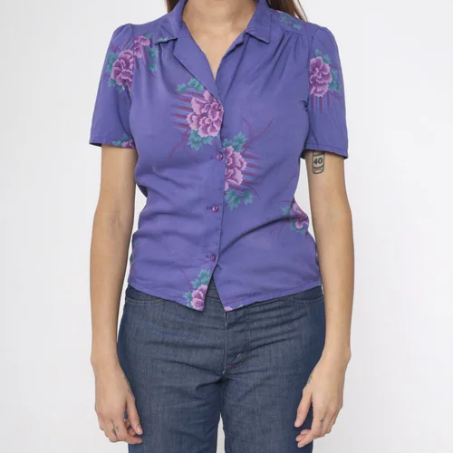 Blusas y Camisetas / Blouses and T-Shirts 22