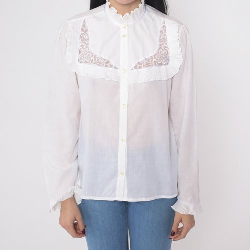 Blusas y Camisetas / Blouses and T-Shirts 11