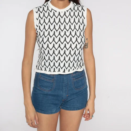 Blusas y Camisetas / Blouses and T-Shirts 29