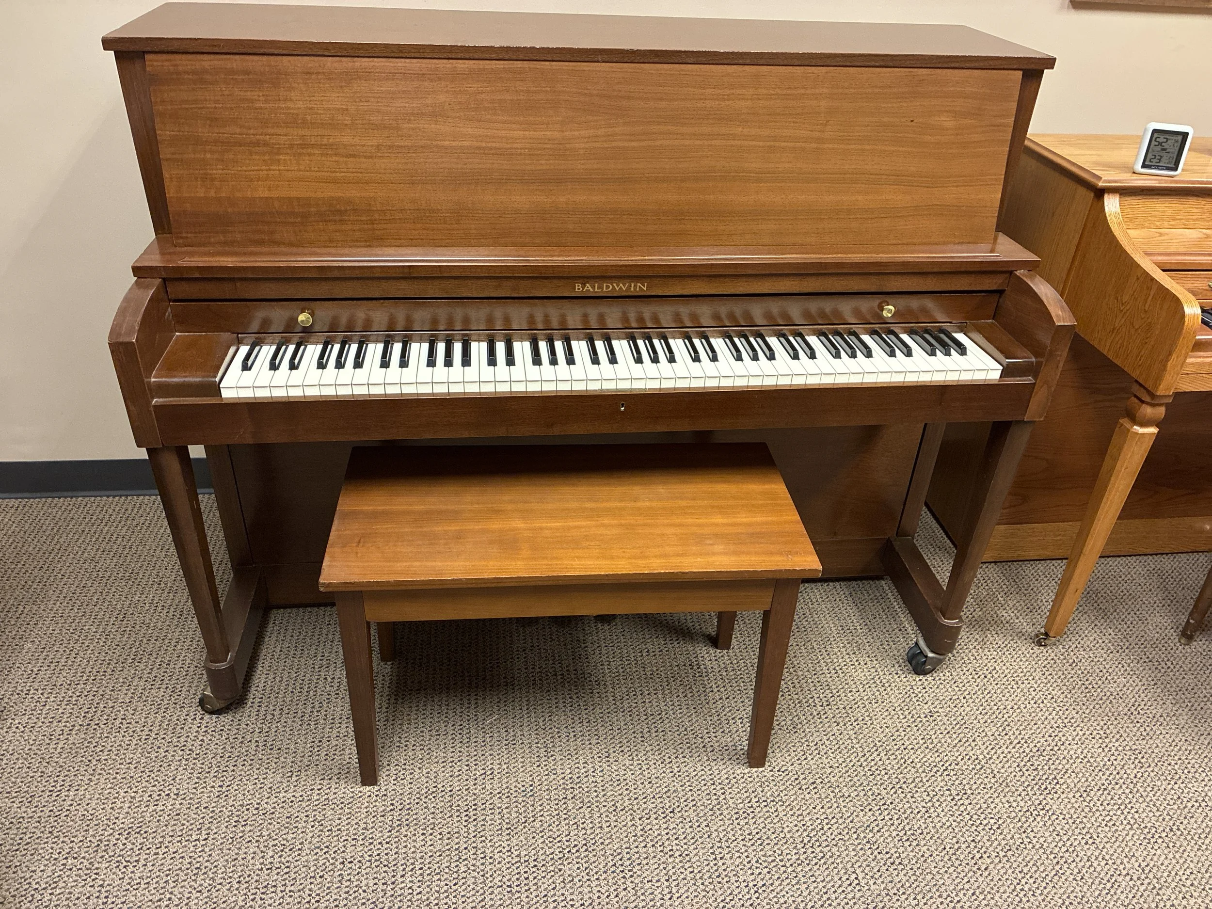 Baldwin Upright Piano Studio 243, 44” 