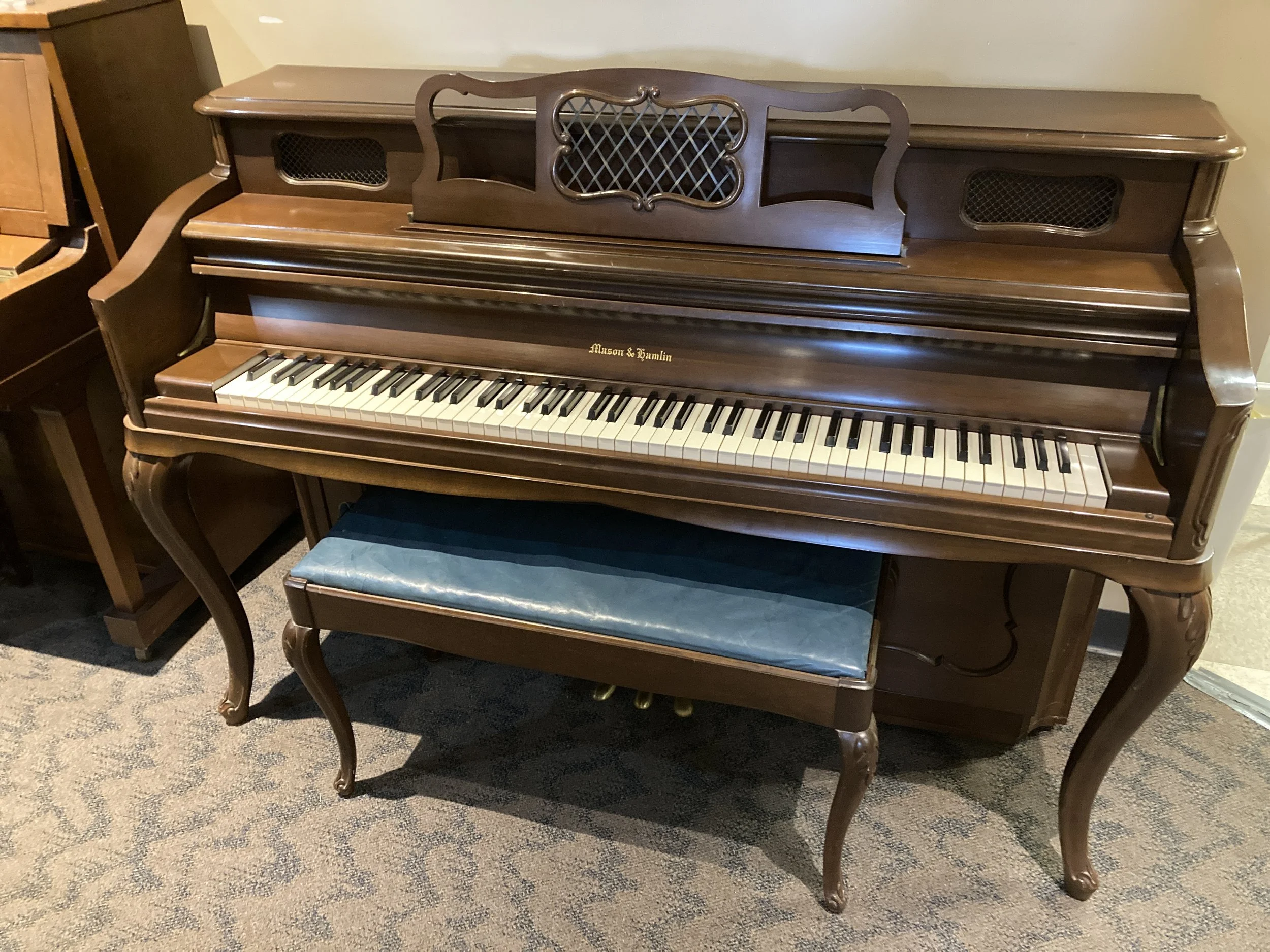 Mason & Hamlin upright, 40” Console