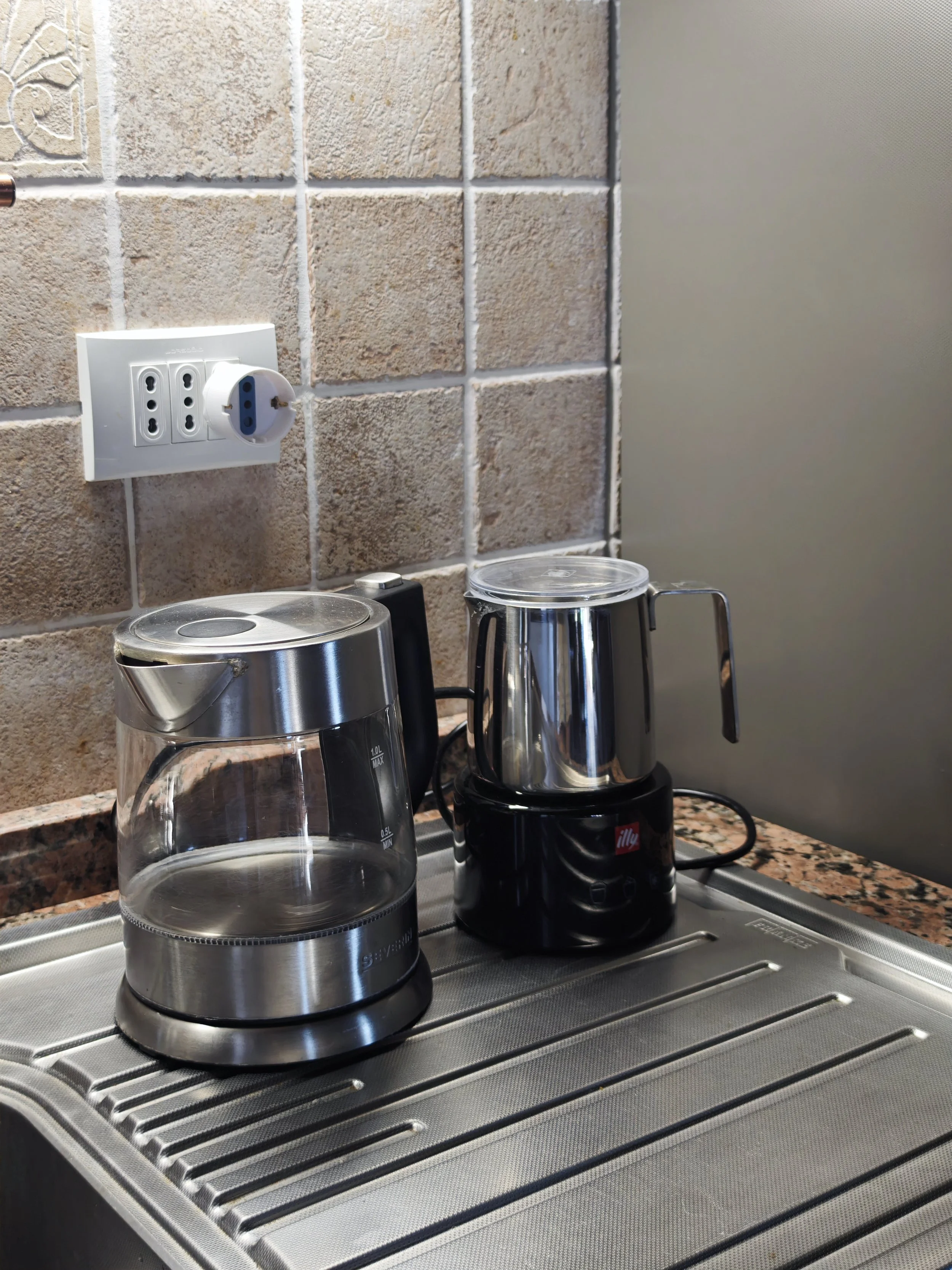 Kitchen Kettle, Maremma