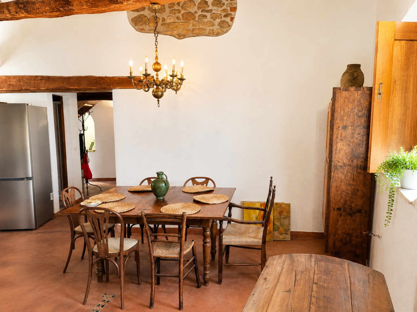Living room dining table, Maremma