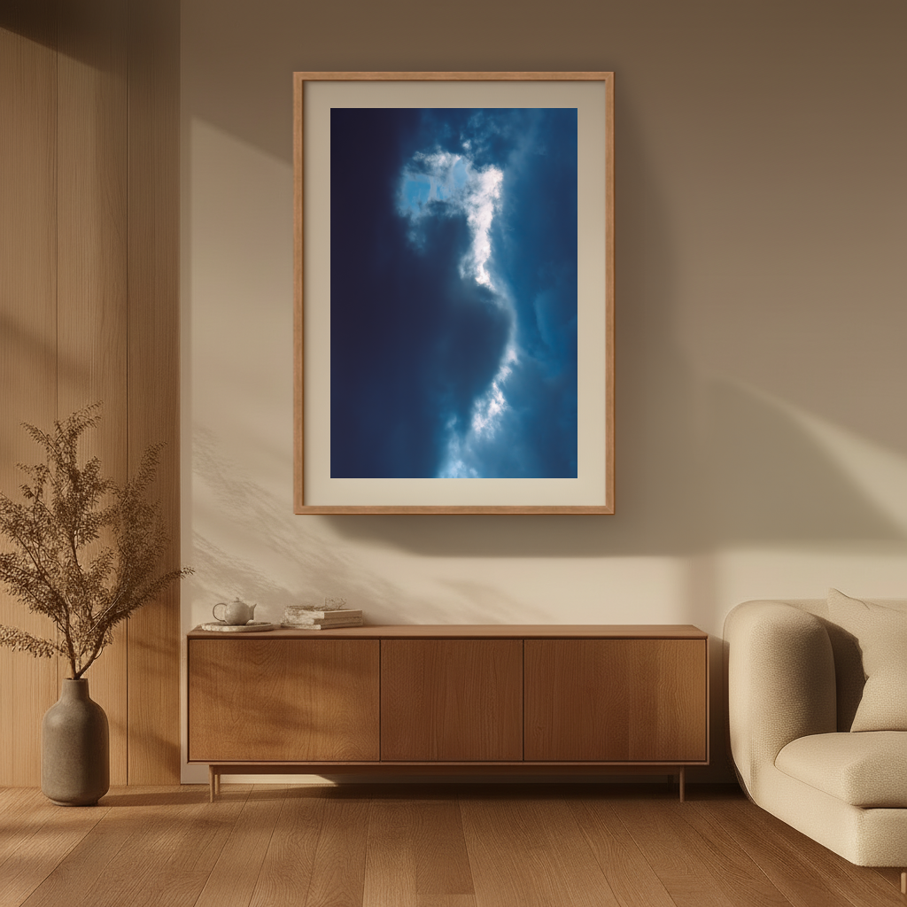 14 - DSC07476 - 1024x1024px - Light Room.png