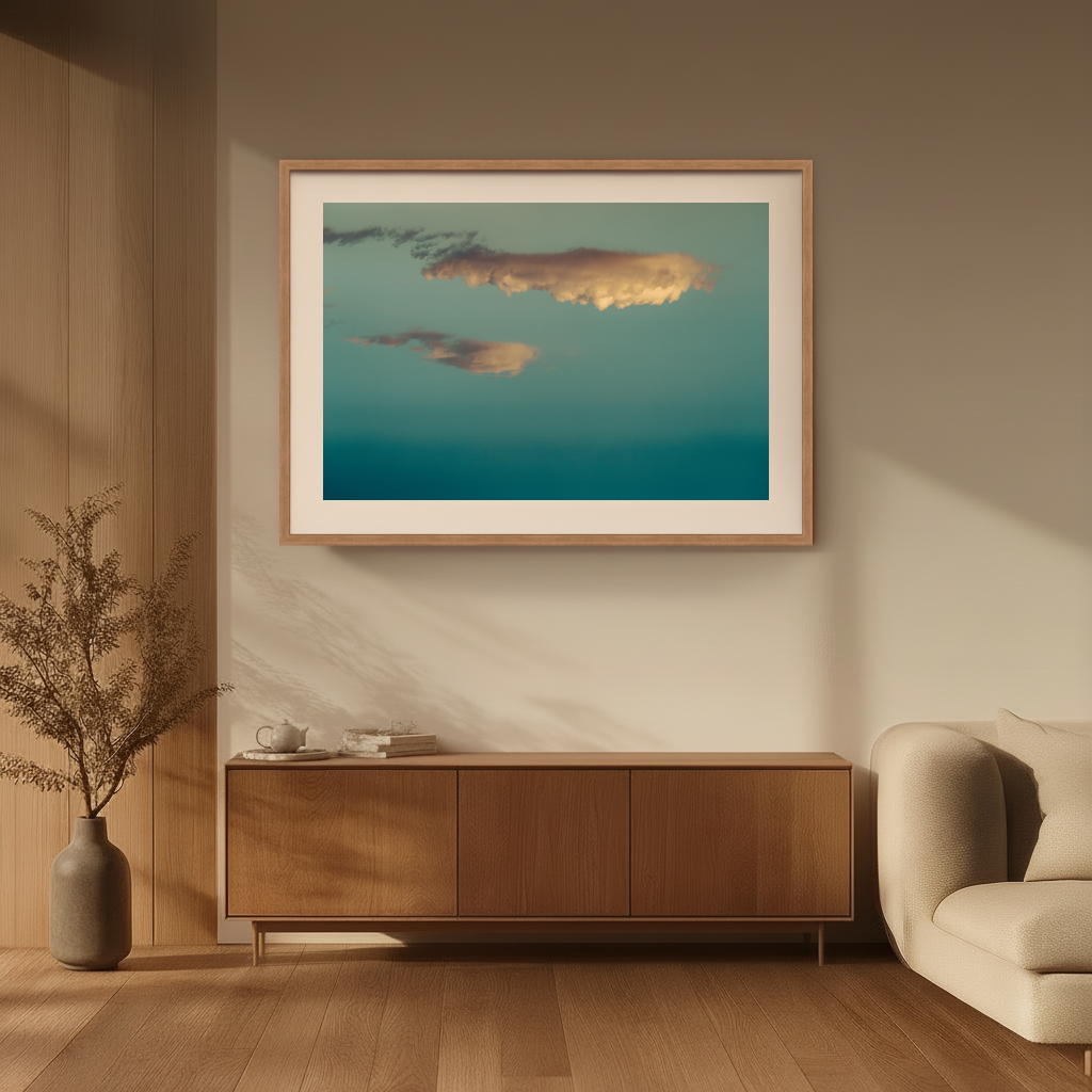 8 - DSC08959 - 1024x1024px - Light Room.png