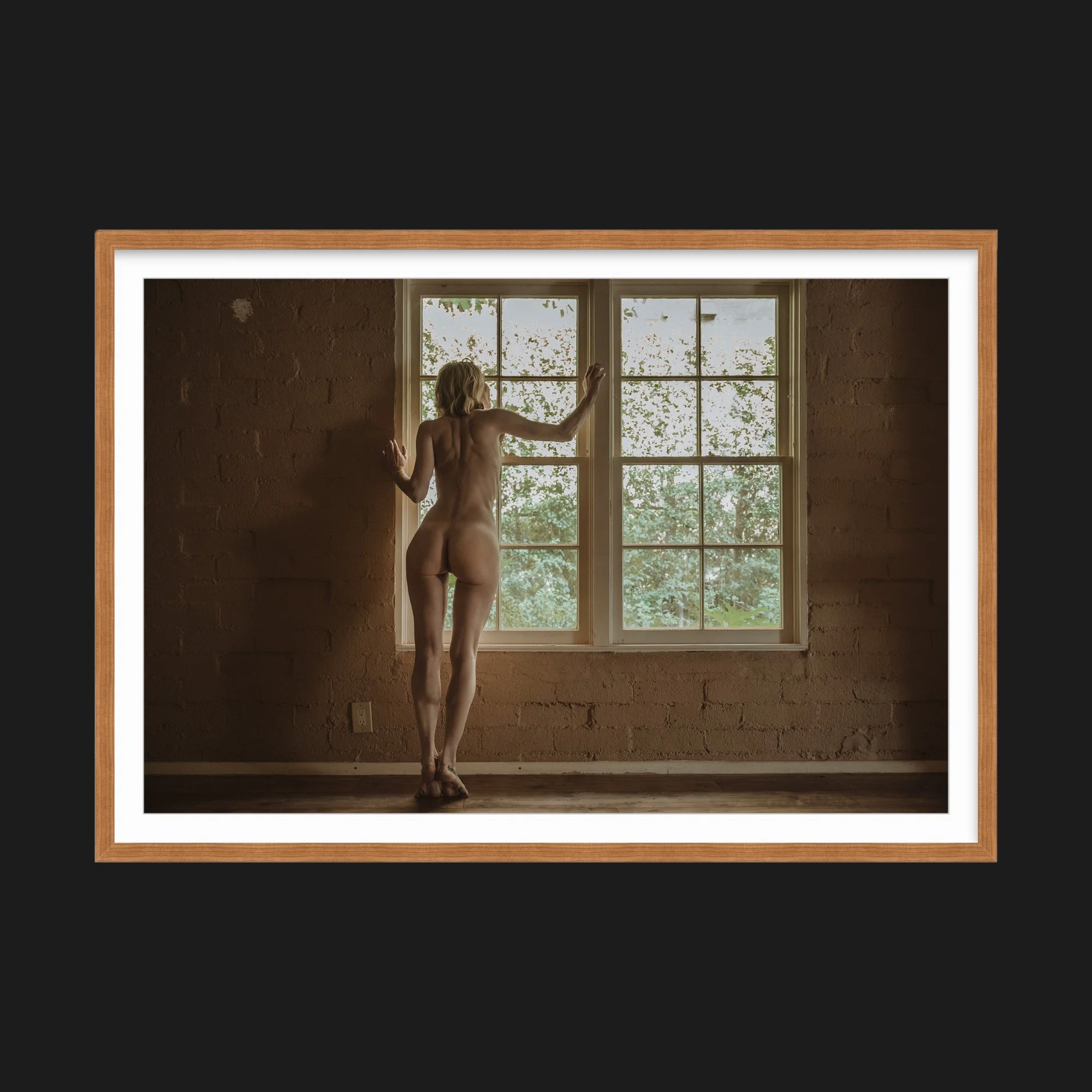 Peaking - 2000x2000 Pixel Square - 1474 x 982 Image.jpg