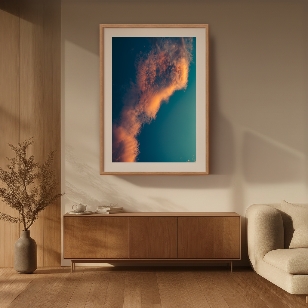 9 - DSC07160 - 1024x1024px - Light Room.png