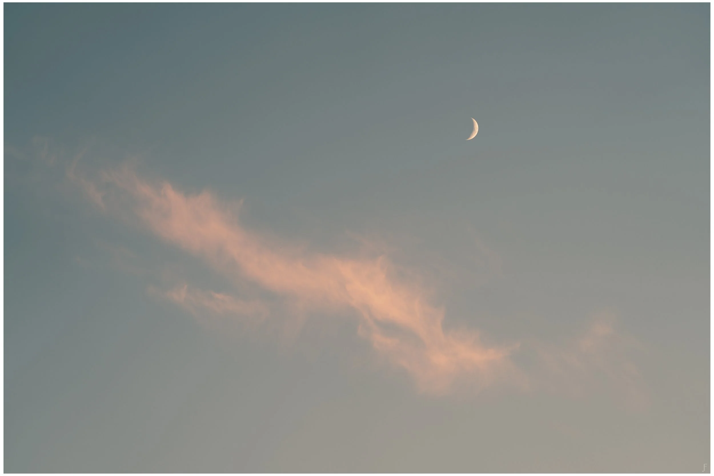 DSC02855-Enhanced-NR - 70s Dreamin Vol2 - Matching Vibrance small frame.jpg