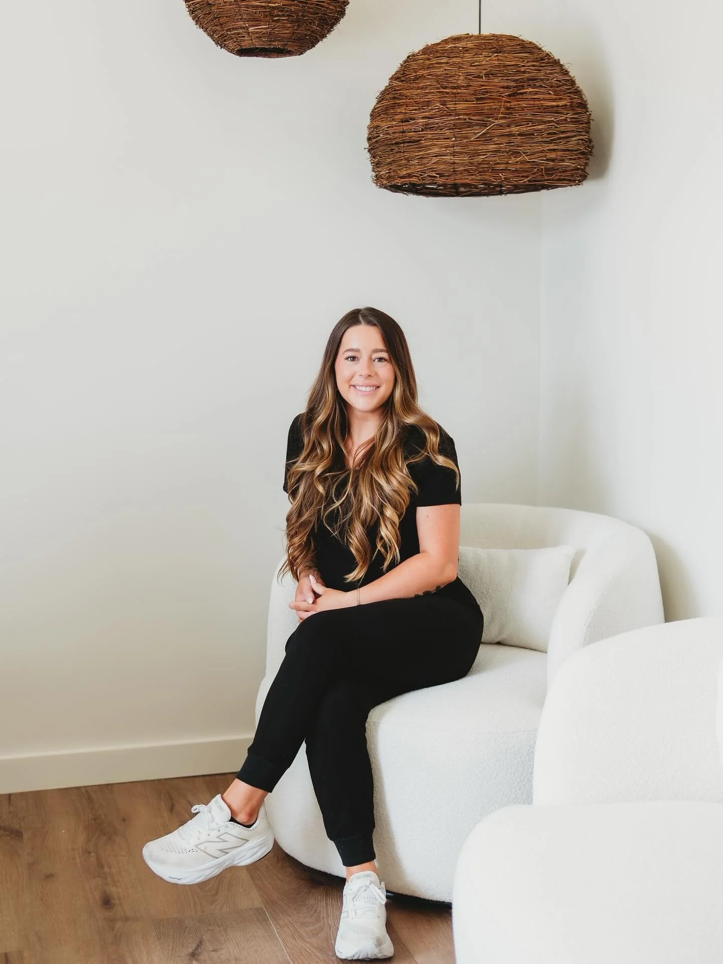 Welcome, please meet our team! 

✨ Meet Taylor, Co-Founder of Oasis Med Spa! ✨ 

She&rsquo;s a wife, mom of one, and proud dog mom of two 🐾. With over 3 years in the aesthetics industry and experience helping open multiple spas, Taylor is thrilled t