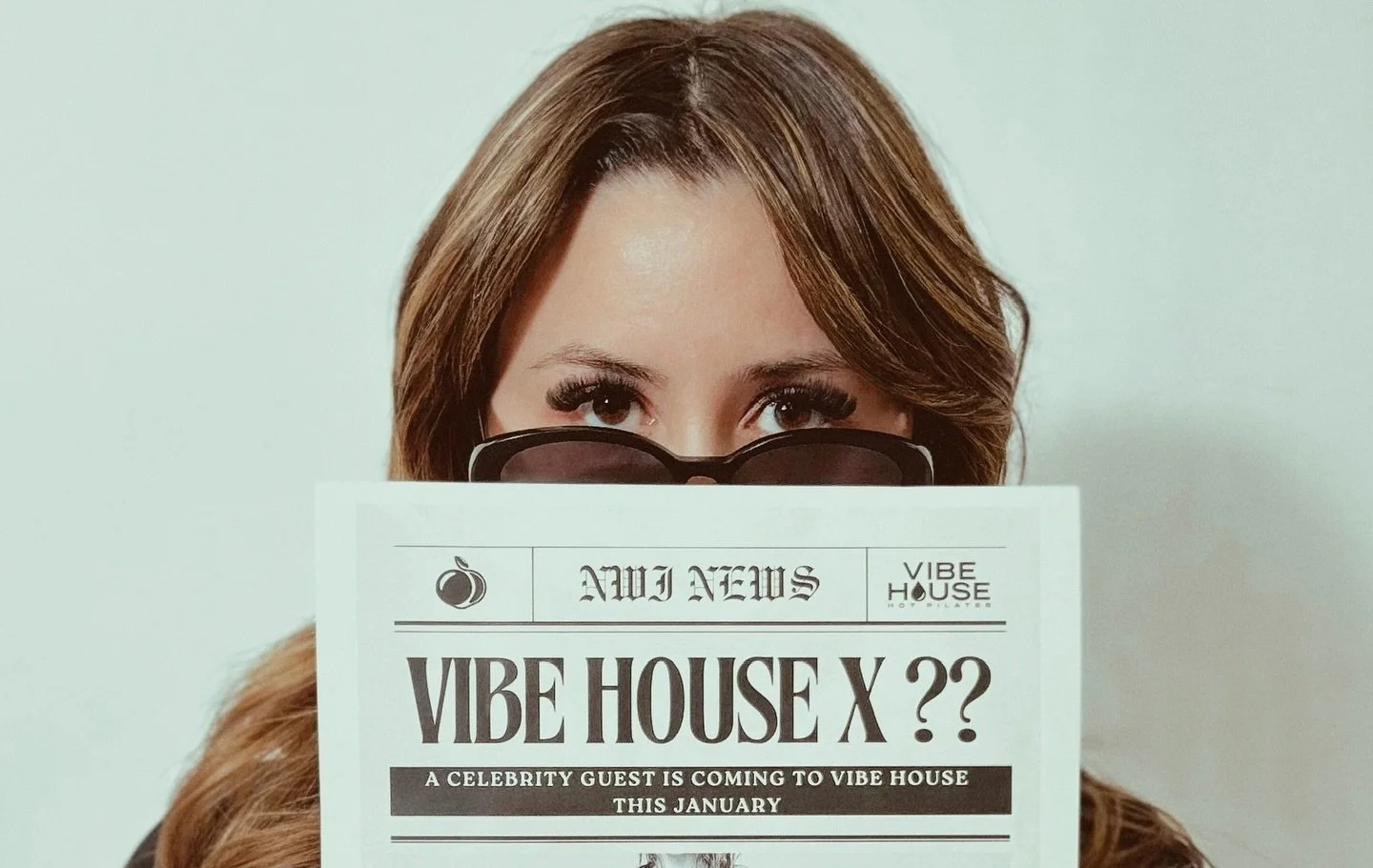 VIBE HOUSE X INTERNATIONAL PILATES INFLUENCER🤫🤫🤫🤫 

We have a major secret, can you guess who&rsquo;s coming to VIBE?👀

Drop your guess below 👇 #comingsoon