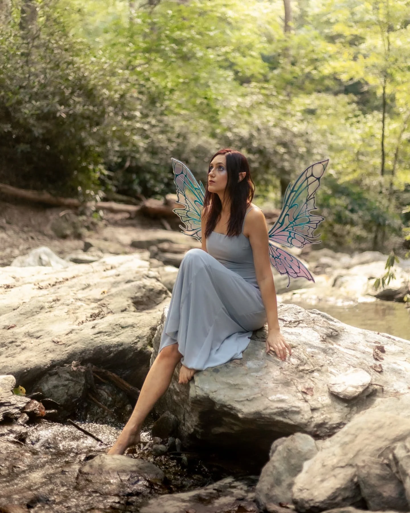 I'm so lucky to know such talented artists.

Liz has been my partner for a few projects over this past year plus, and she supported me when I wanted to kick things off more seriously, and I hope I can do the same for her by showing off this gorgeous 
