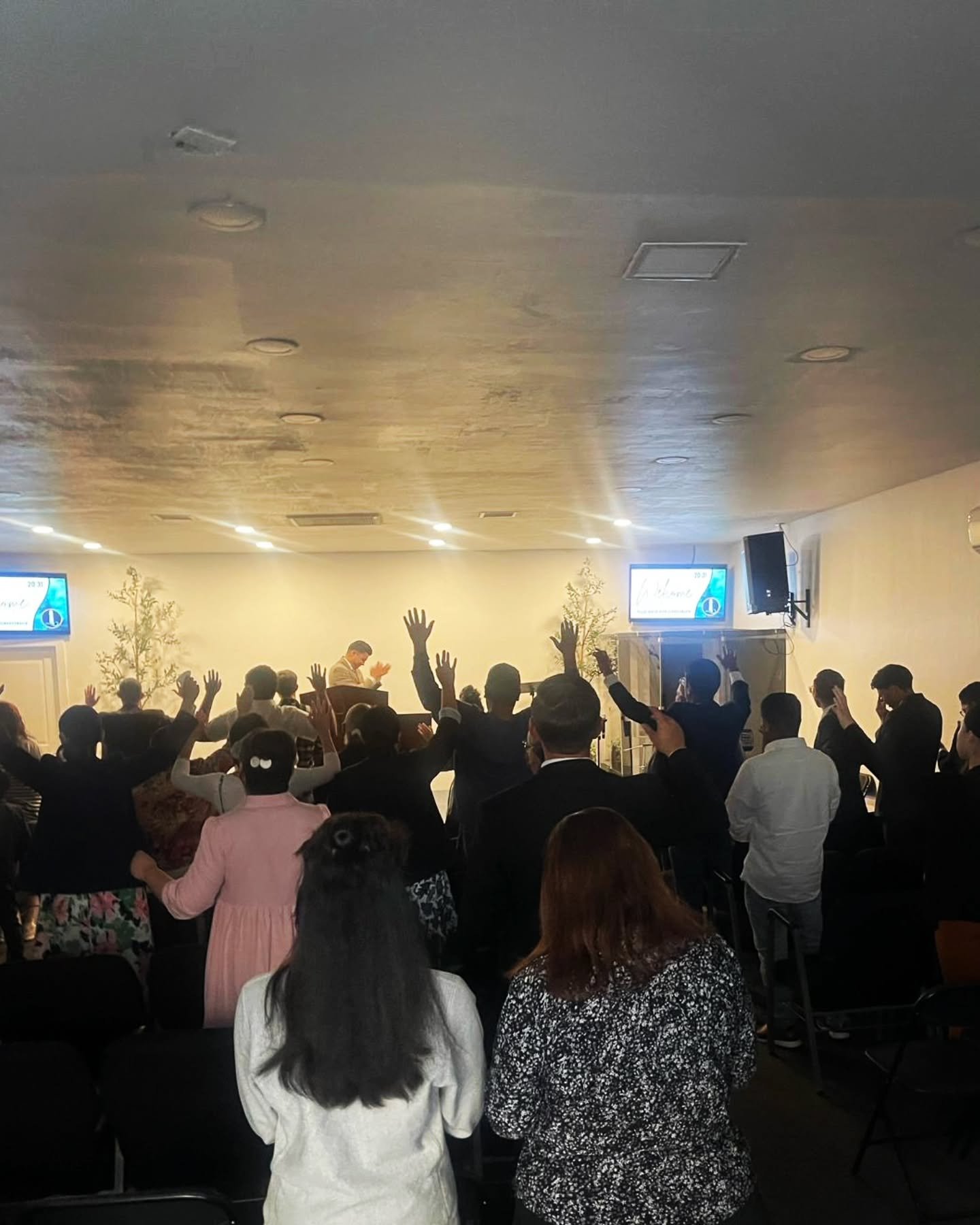 What an incredible Sunday we had! Eight first-time guests walked through our doors, and the power of the Holy Ghost moved in a mighty way! Miracles are happening, and I truly believe we’re standing in the middle of something powerful!
The next