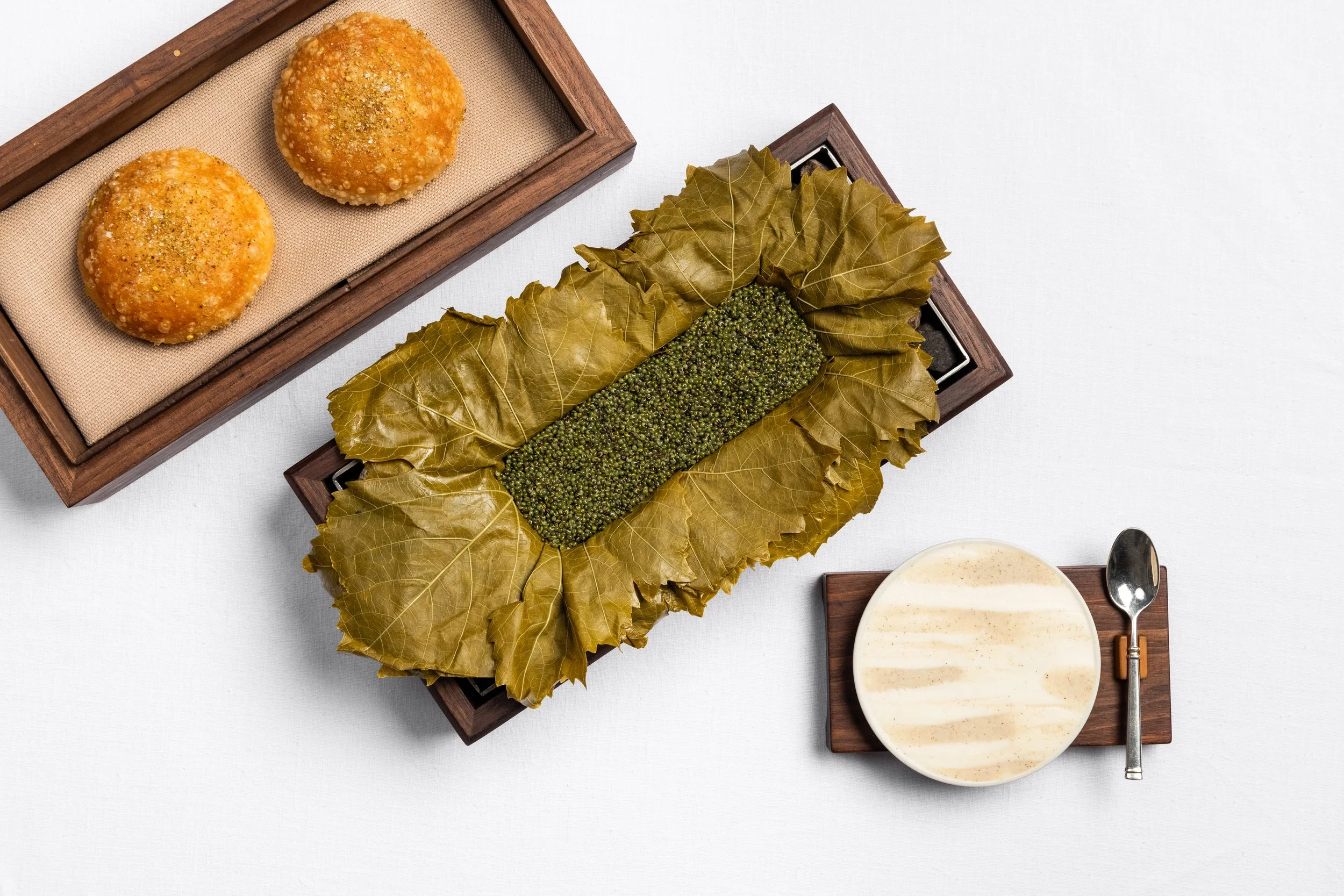 Tonburi
With Cauliflower, Pita and Z'aatar