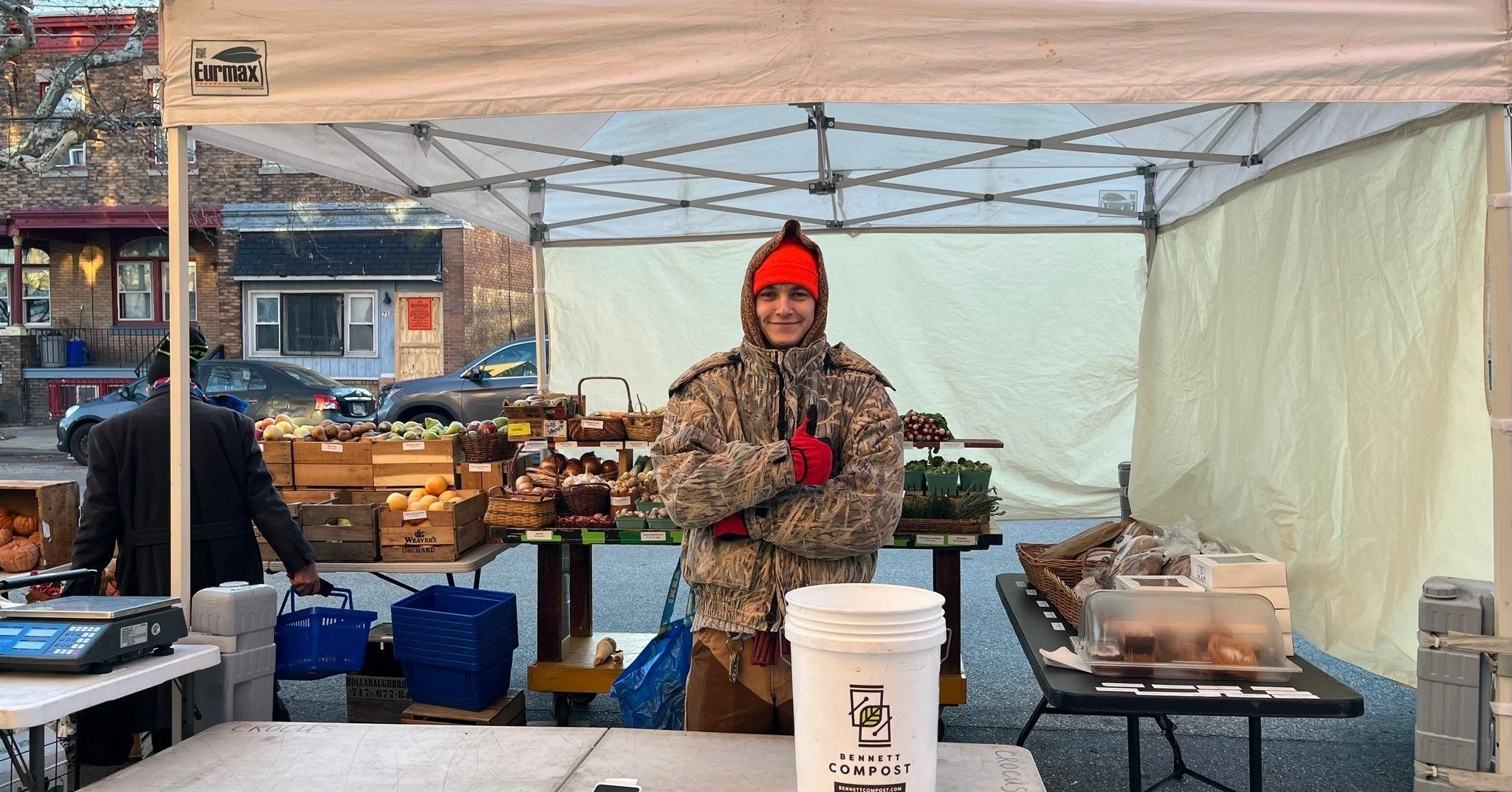 We love partnering with folks who make #sustainability easy and intentional 💚 Like PanPan (@pandemicpantryphilly), a neighborhood food buying club in #WestPhilly that&rsquo;s changing how people shop. Members order their groceries ahead of time from