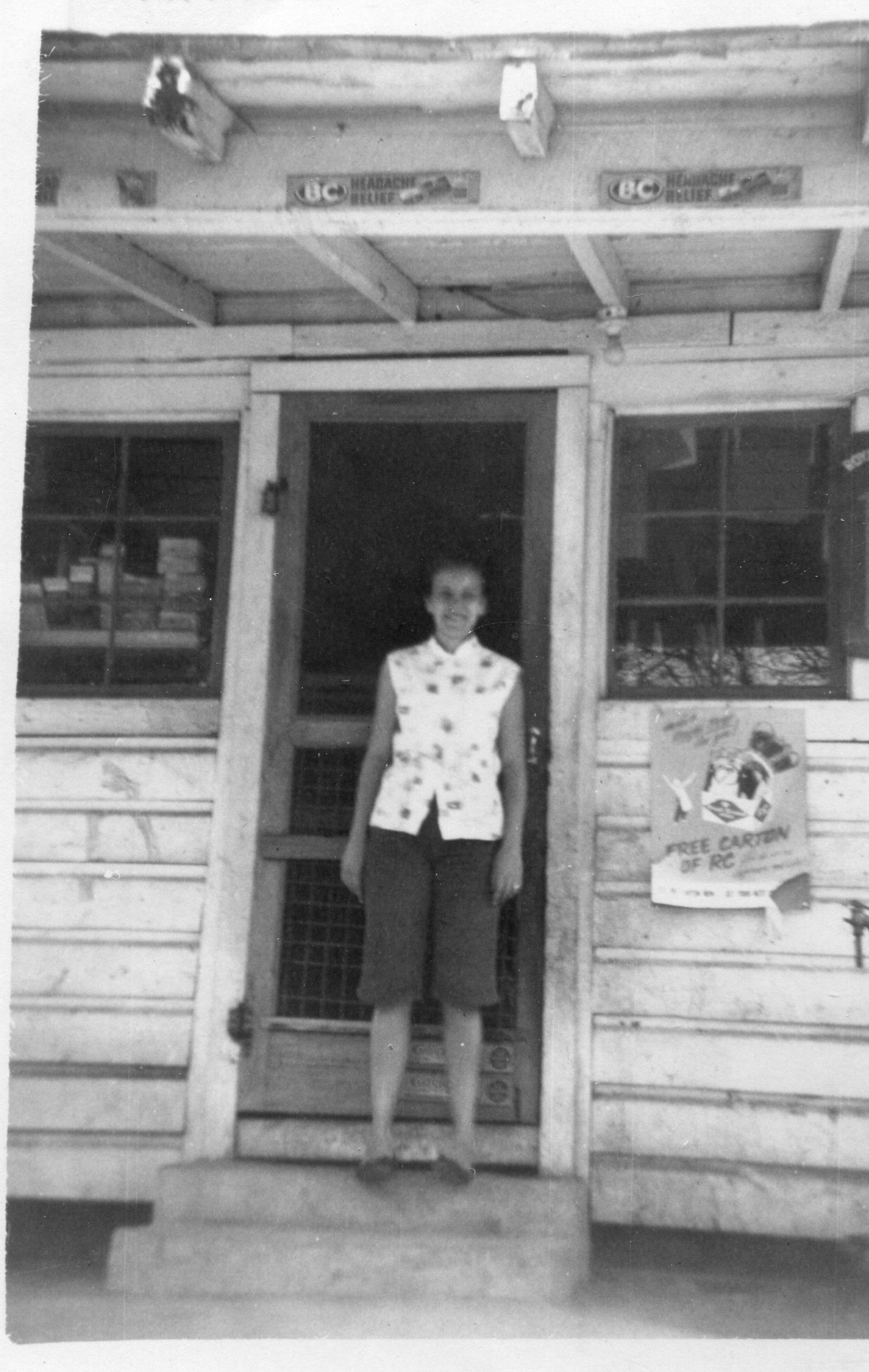 Helton's Grocery2 - Copy.jpg