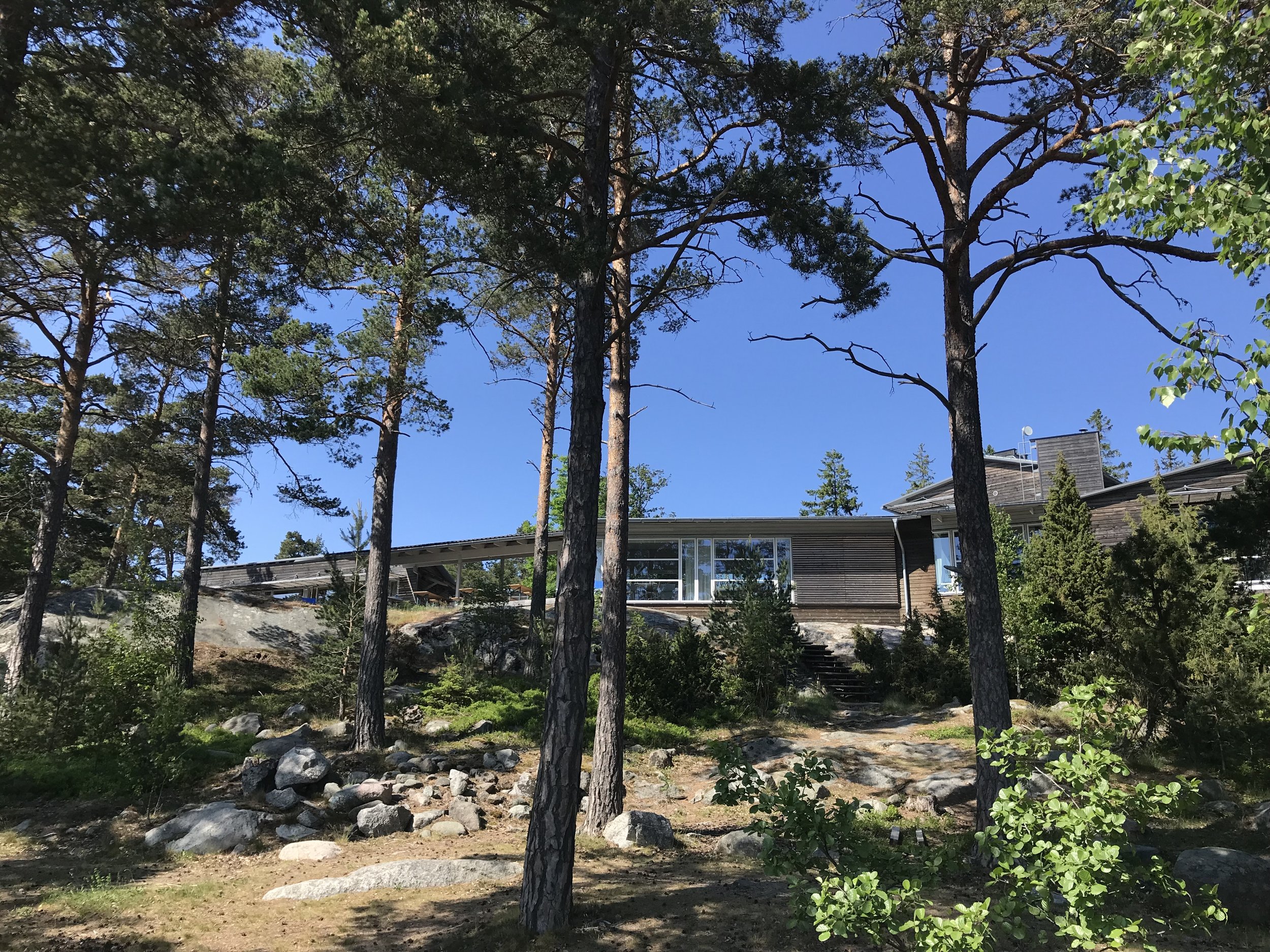 Joining young leaders for dialogue in the Stockholm archipelago