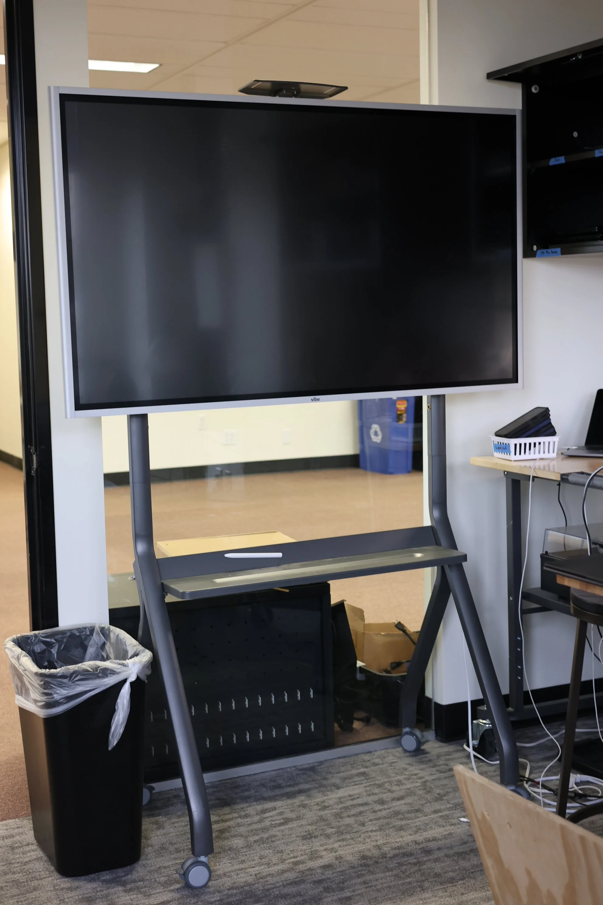 Vibe Board (55") on Rolling Mount