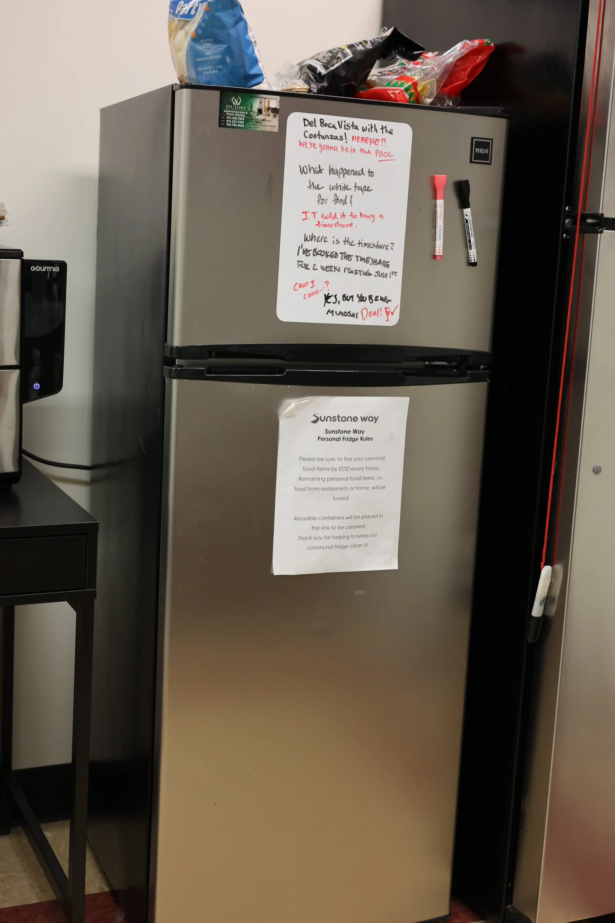 Medium Refrigerators