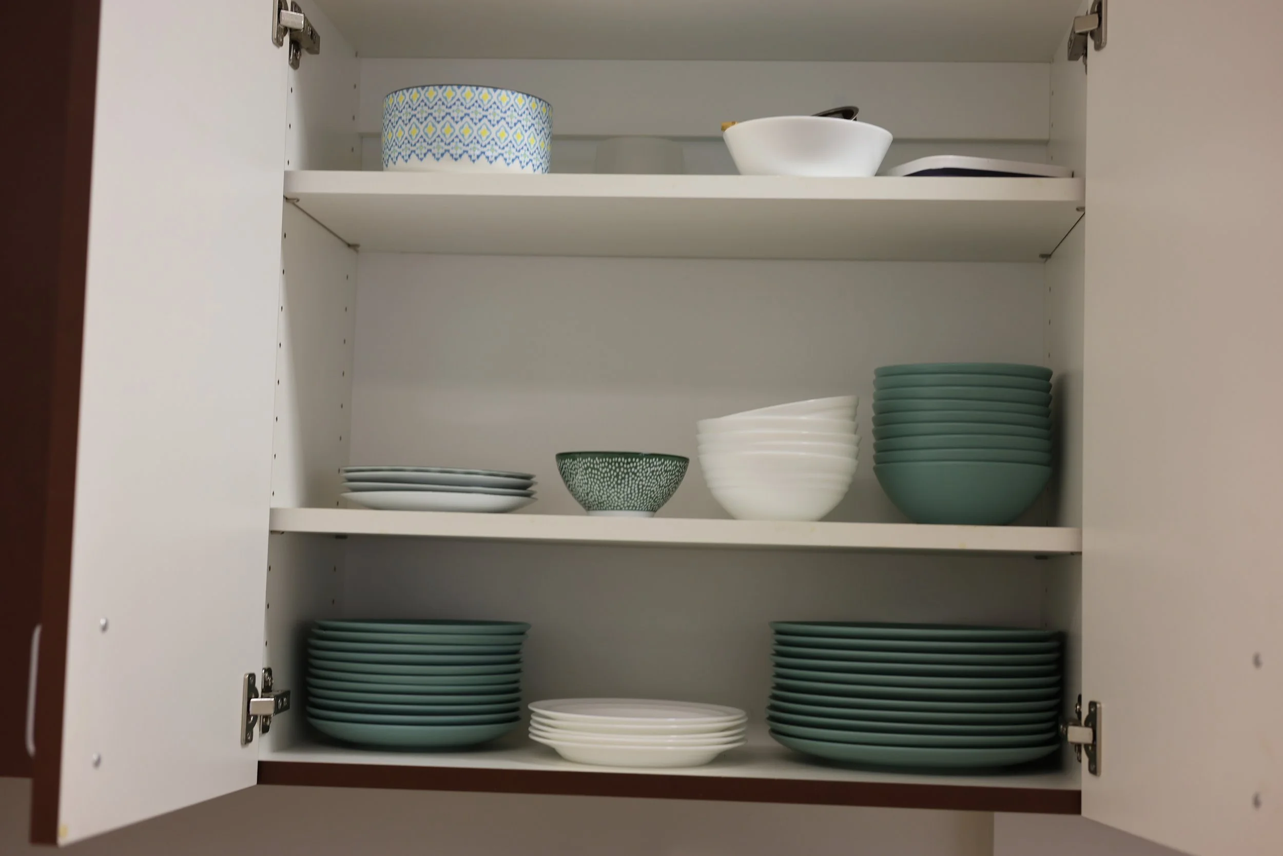 Various Dishware