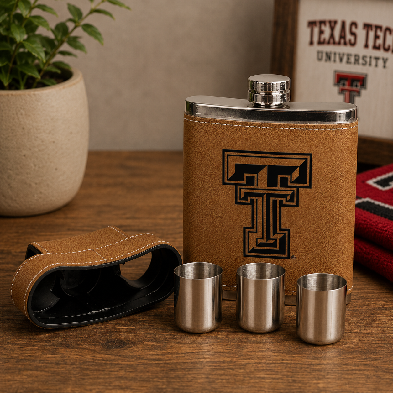 Custom 7 oz Faux Leather Flask with Lid and 3 Shot Glasses