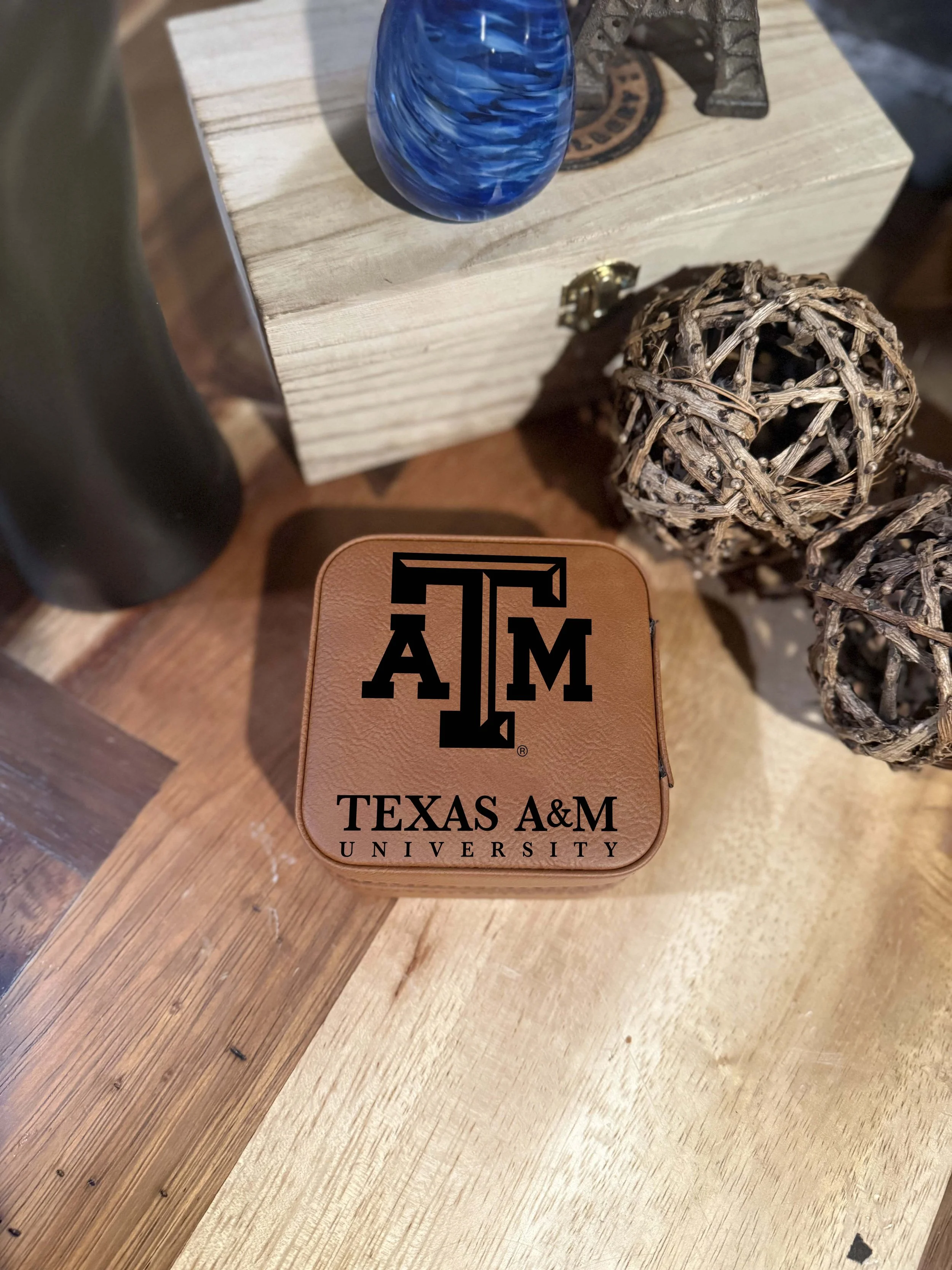 A&M 4x4 Travel Jewelry Box