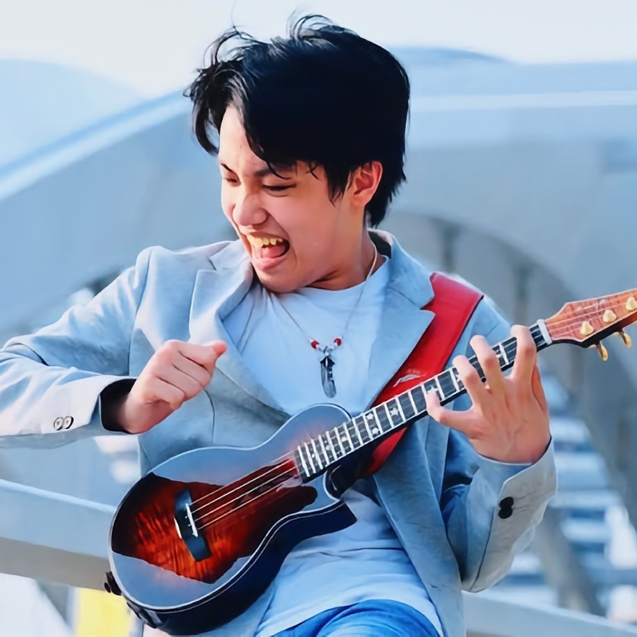 Feng E an Uke Sensation
