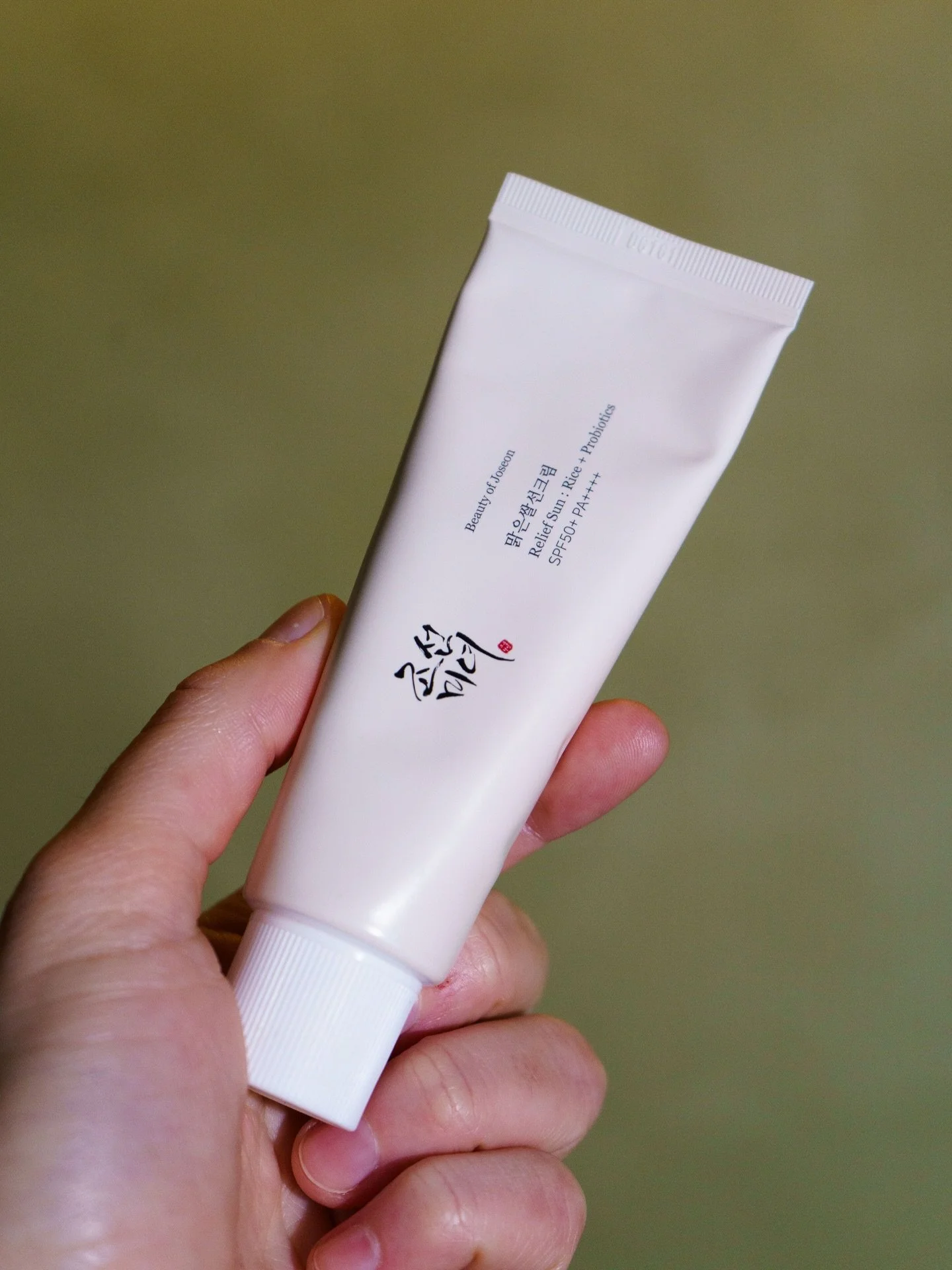 We brought this back because so many of you asked!

@beautyofjoseon_official Rice + Probiotics SPF 50 goes on light, wears well under makeup, and just melts in with zero white cast ☁️🫧

Feels especially right this time of year when your routine star
